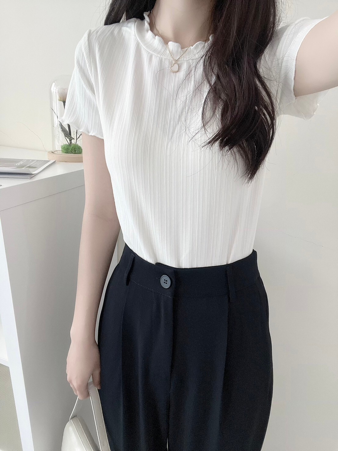 💐優雅捲邊短袖涼感上衣 3𝐜𝐨𝐥𝐨𝐫. #AT02