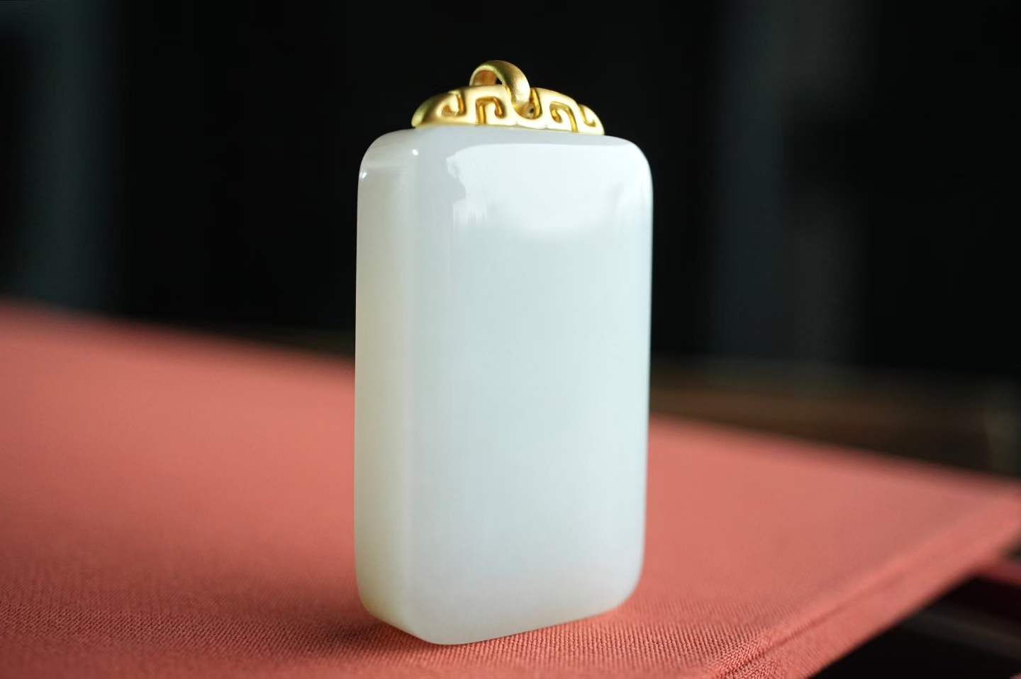 329445 和田玉老礦糖白無事牌吊墜