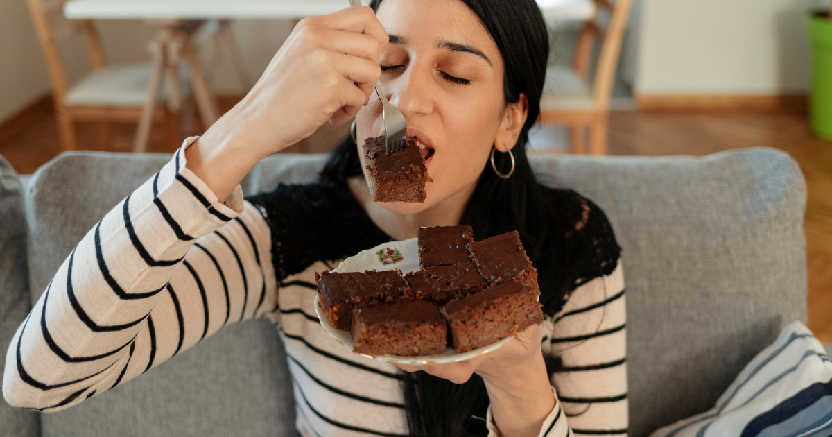 睡覺跟嘴饞有關？睡眠、食慾與荷爾蒙的關係！