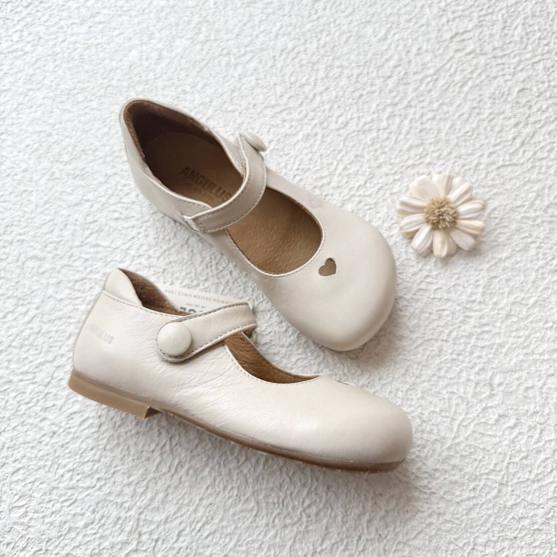ANGULUS 大鈕扣瑪莉珍愛心鞋 Mary Jane with heart - Buttermilk