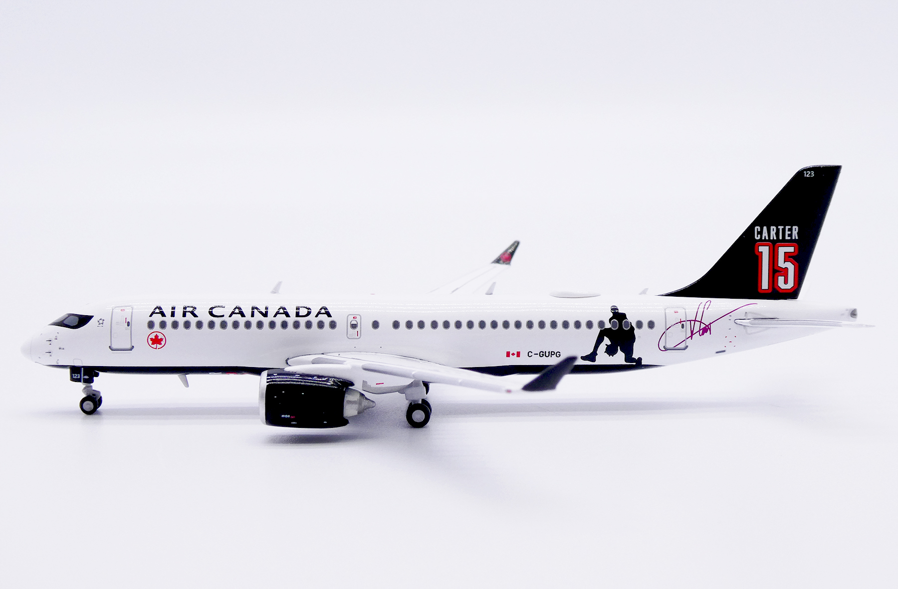 JC WINGS   1/400 加拿大航空 A220-300 C-GUPG  Carter 15