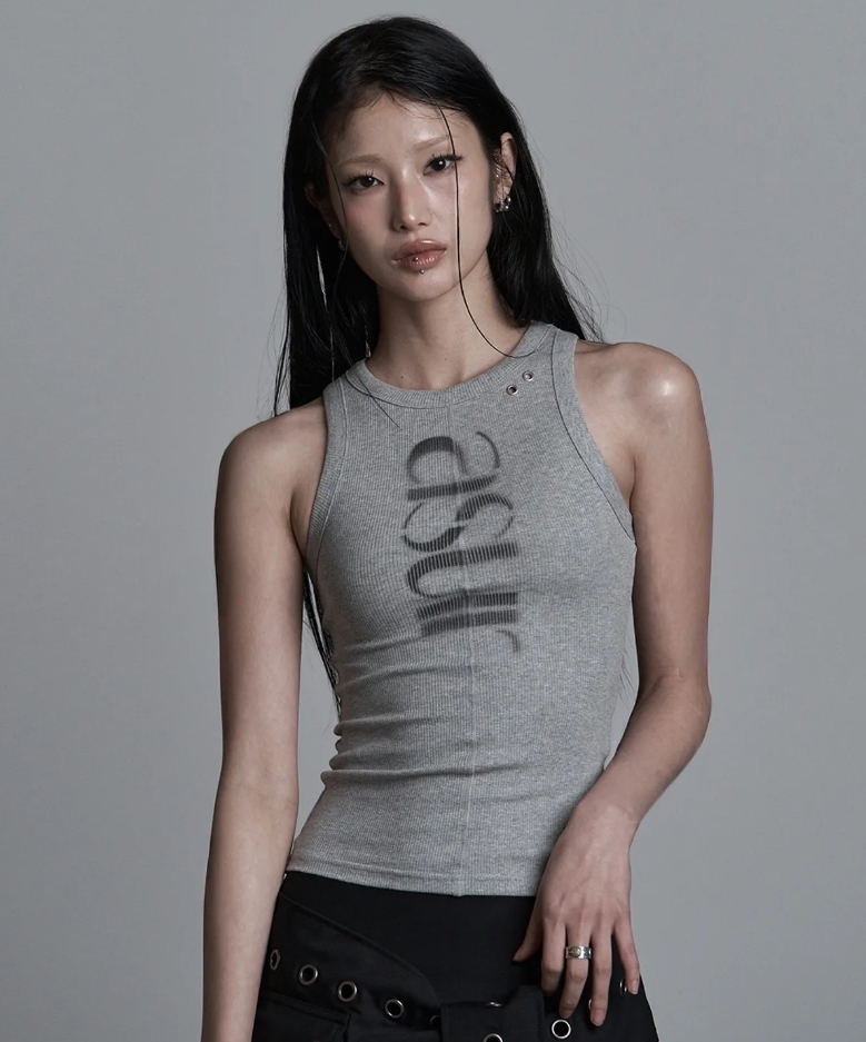 （預購）AS YOU ARE 翻轉LOGO挖肩洞洞背心 AS26SPTOP05