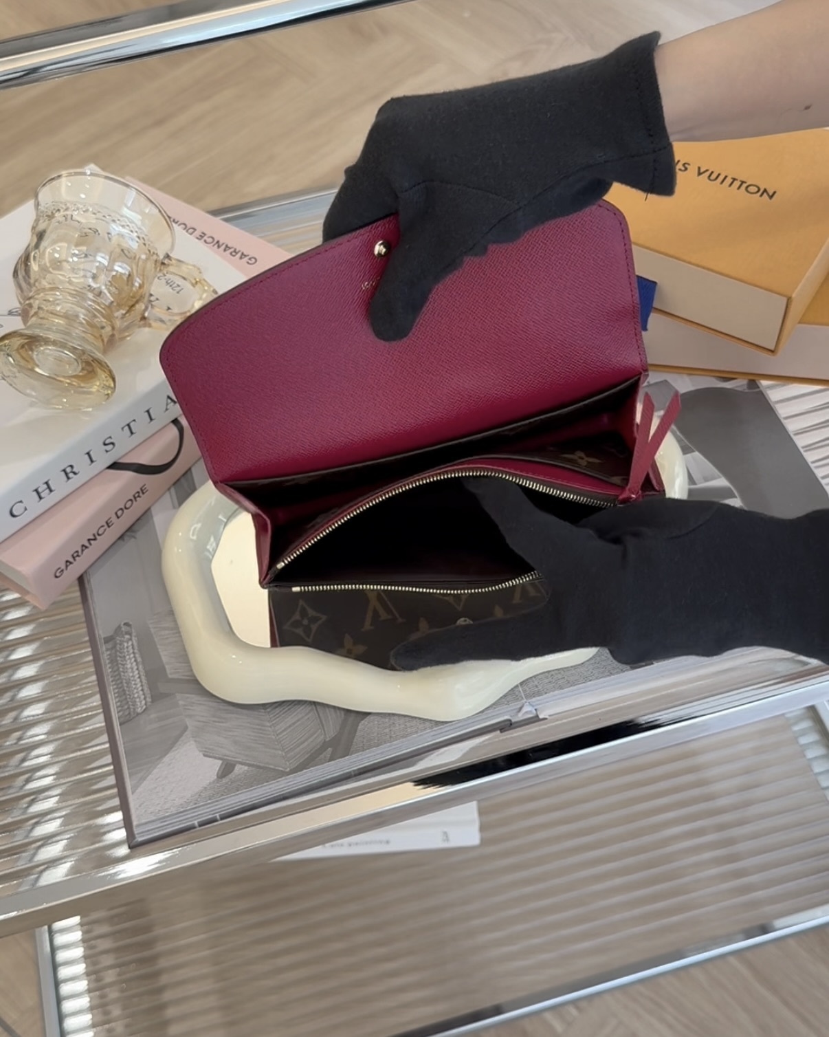 LV｜EMILIE 長夾 棕色老花 內裡紅色 M60697
