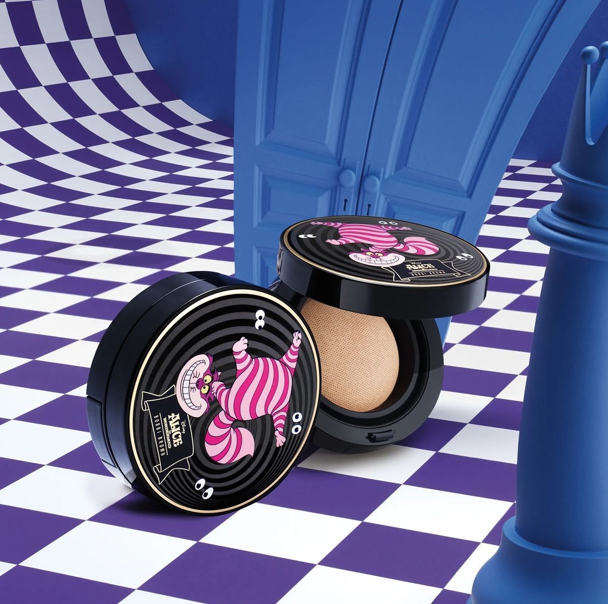 Alice in Wonderland - Weightless Skin Cushion Foundation #Porcelain Spf40/Pa+++ 12g
