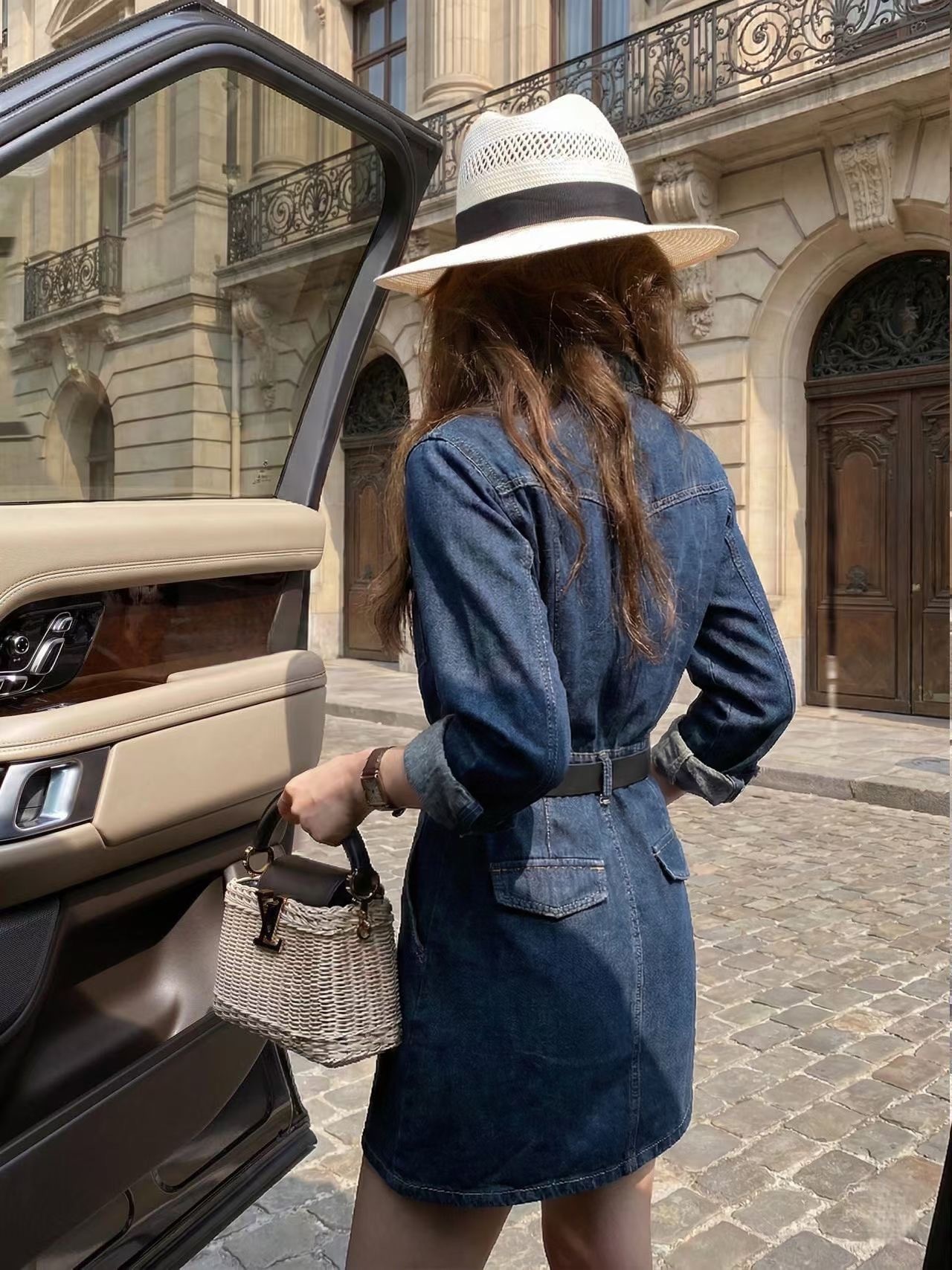 顯瘦深藍色系翻領排釦牛仔短洋裝-S-L (Elegant & Love)