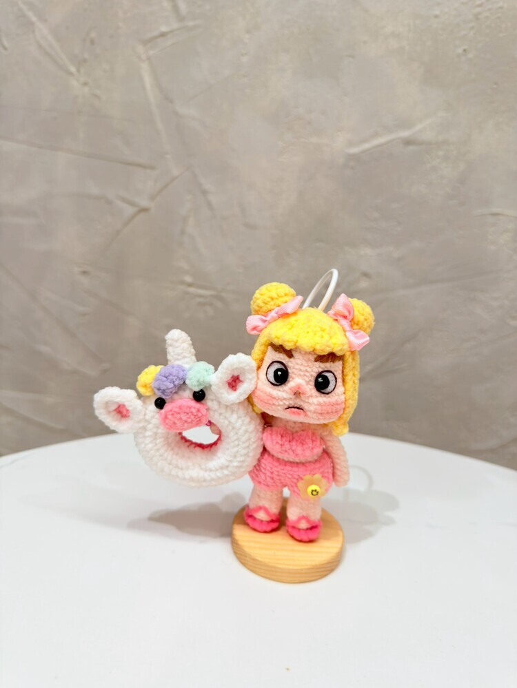 預購011-獨角獸游泳圈黃髮小小醜娃『約9cm』((配飾隨機))『預購時間45-60天』