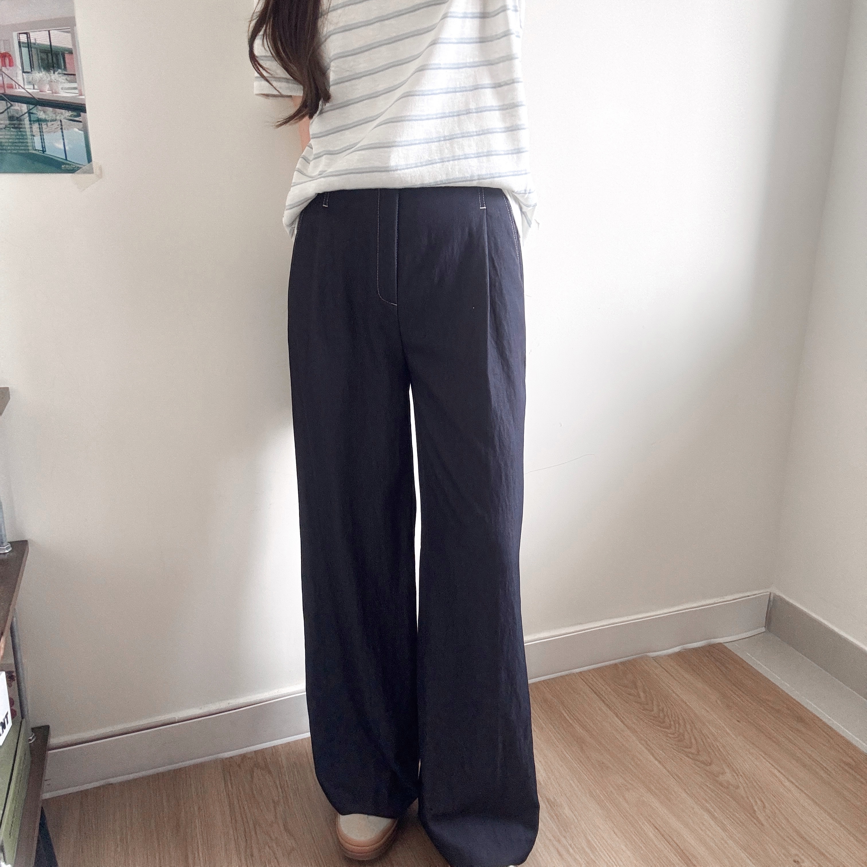 推介!風褸料明線落地褲