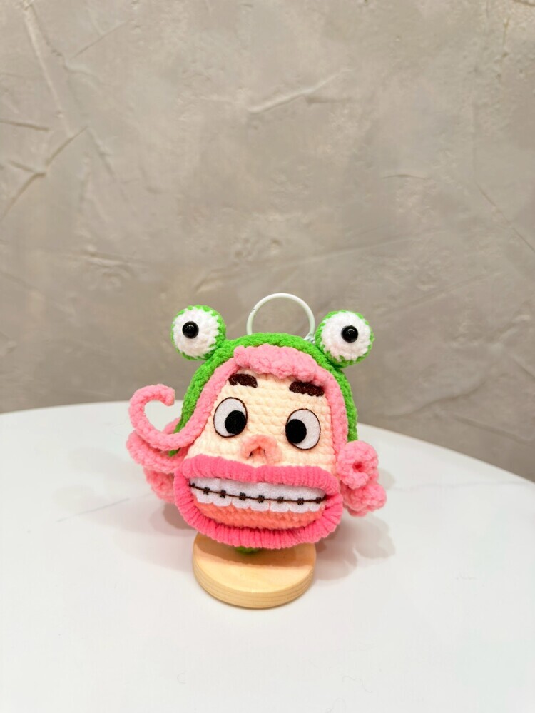 預購014-大眼青蛙髮箍搞怪大粉唇大頭牙套醜娃吊飾『預購時間45-60天』