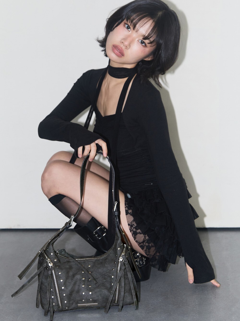 （預購）ILLIGO RIFF EYELET 鉚釘皮革肩背包