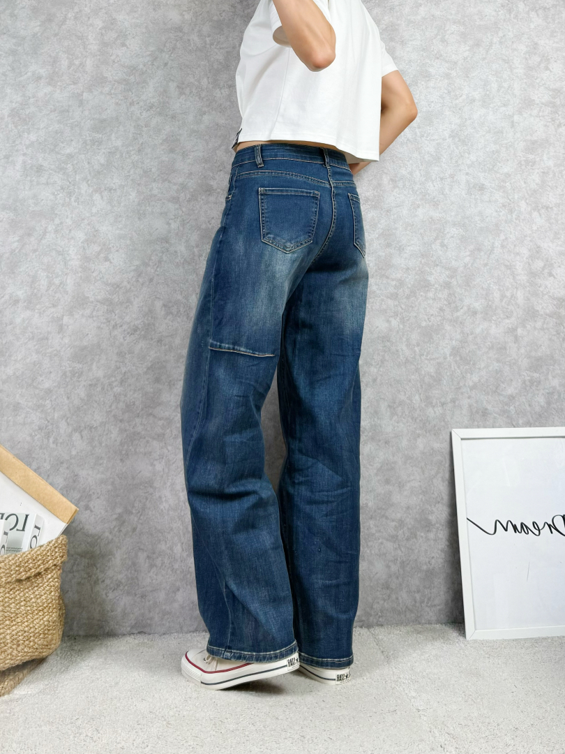 日常輕鬆又有型的舒適彎刀褲