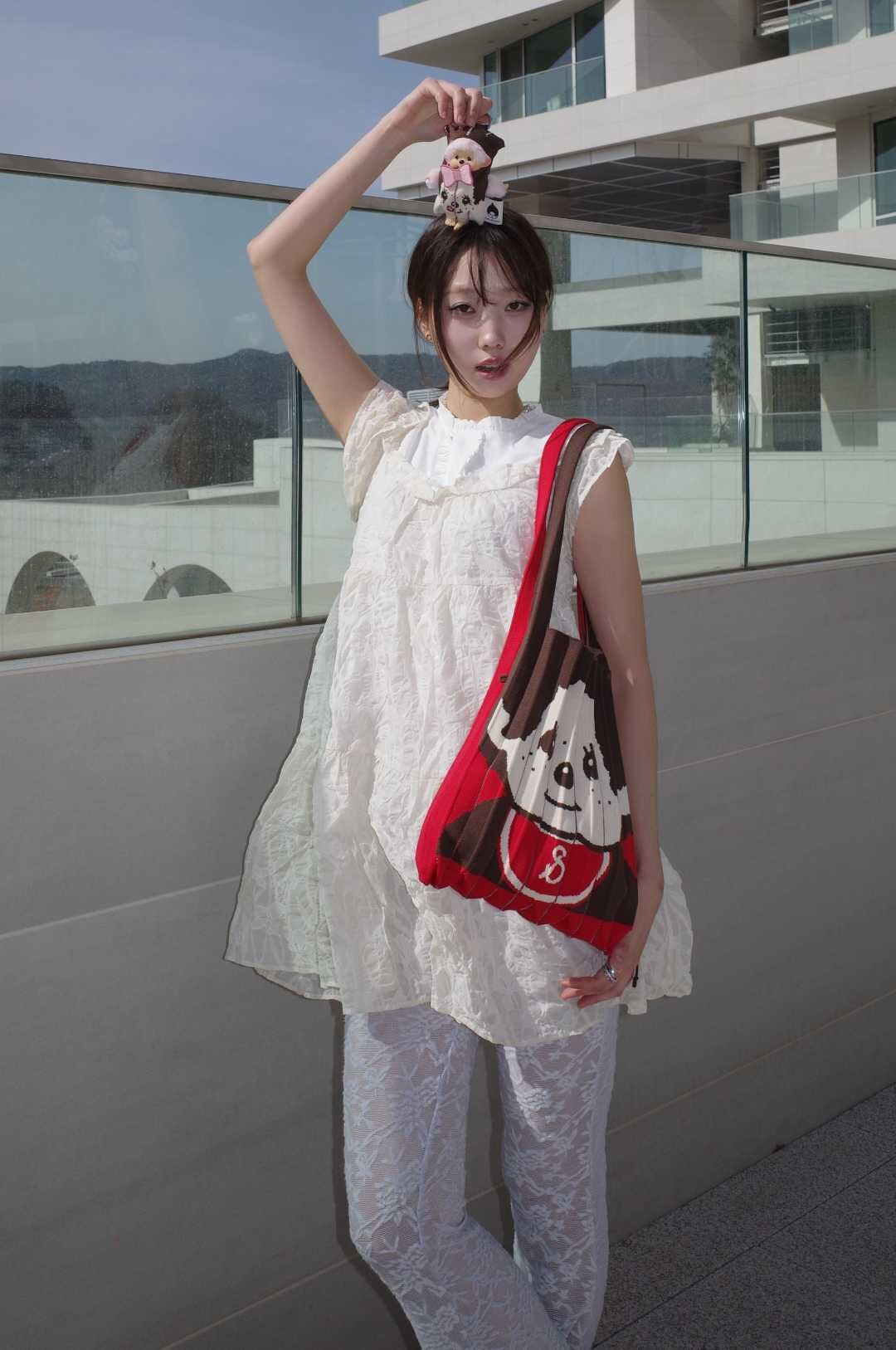 【 5/1收單 】JOSEPH AND STACEY 幸運百褶針織包 (M) - Monchhichi 聯名限定版