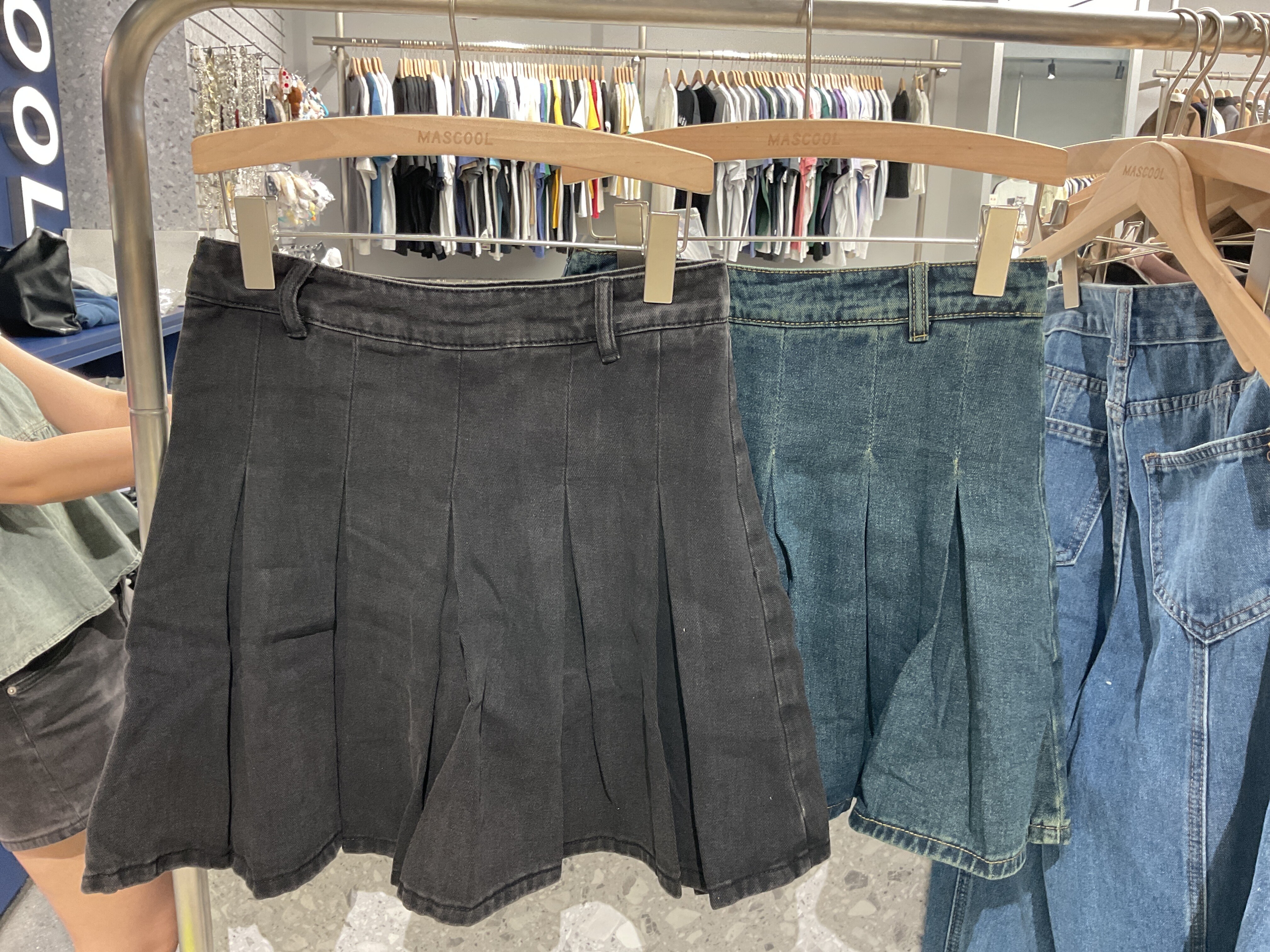 919199 女款牛仔百褶裙