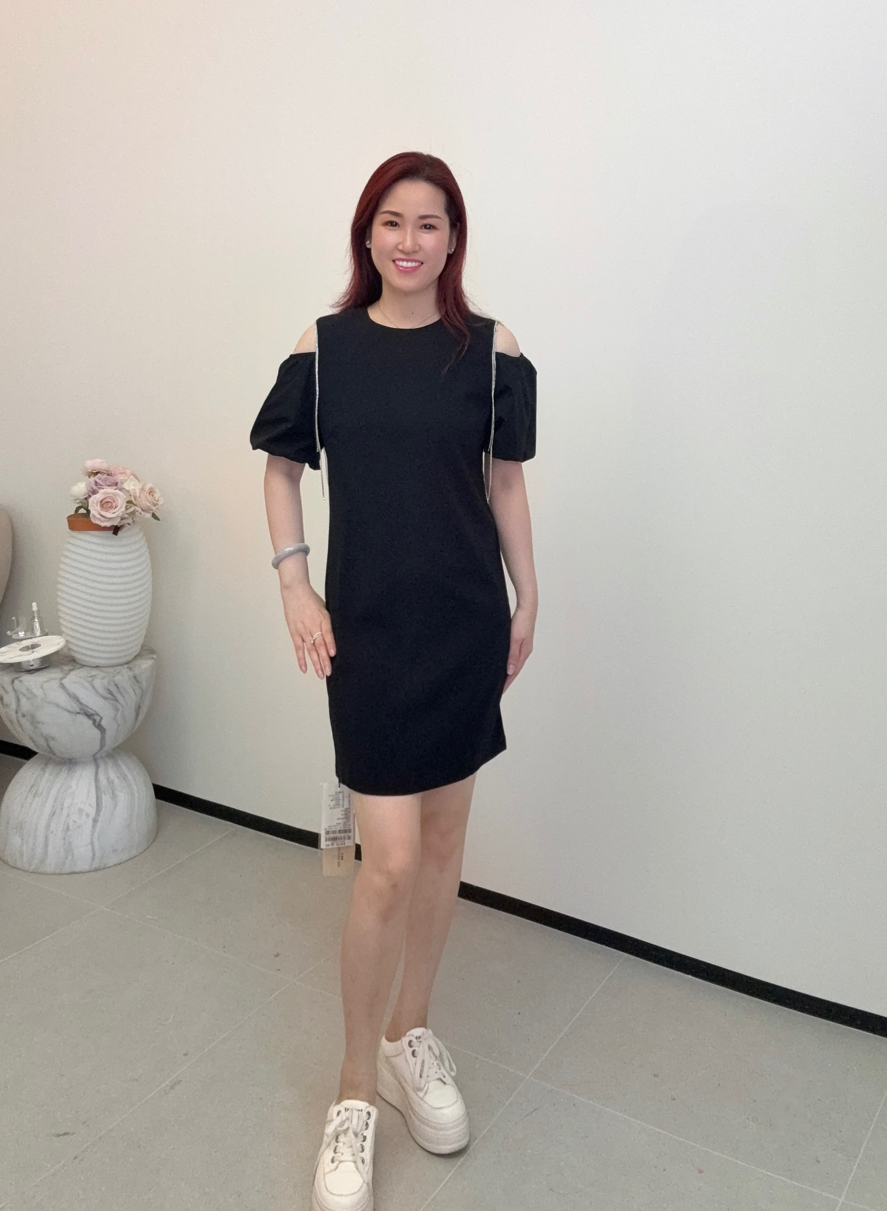YH004 Z050 短袖連衣裙 黑色