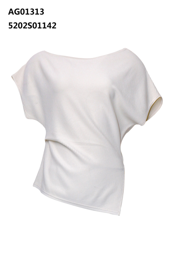 YH008 Z067 針織短上衣 奶白色