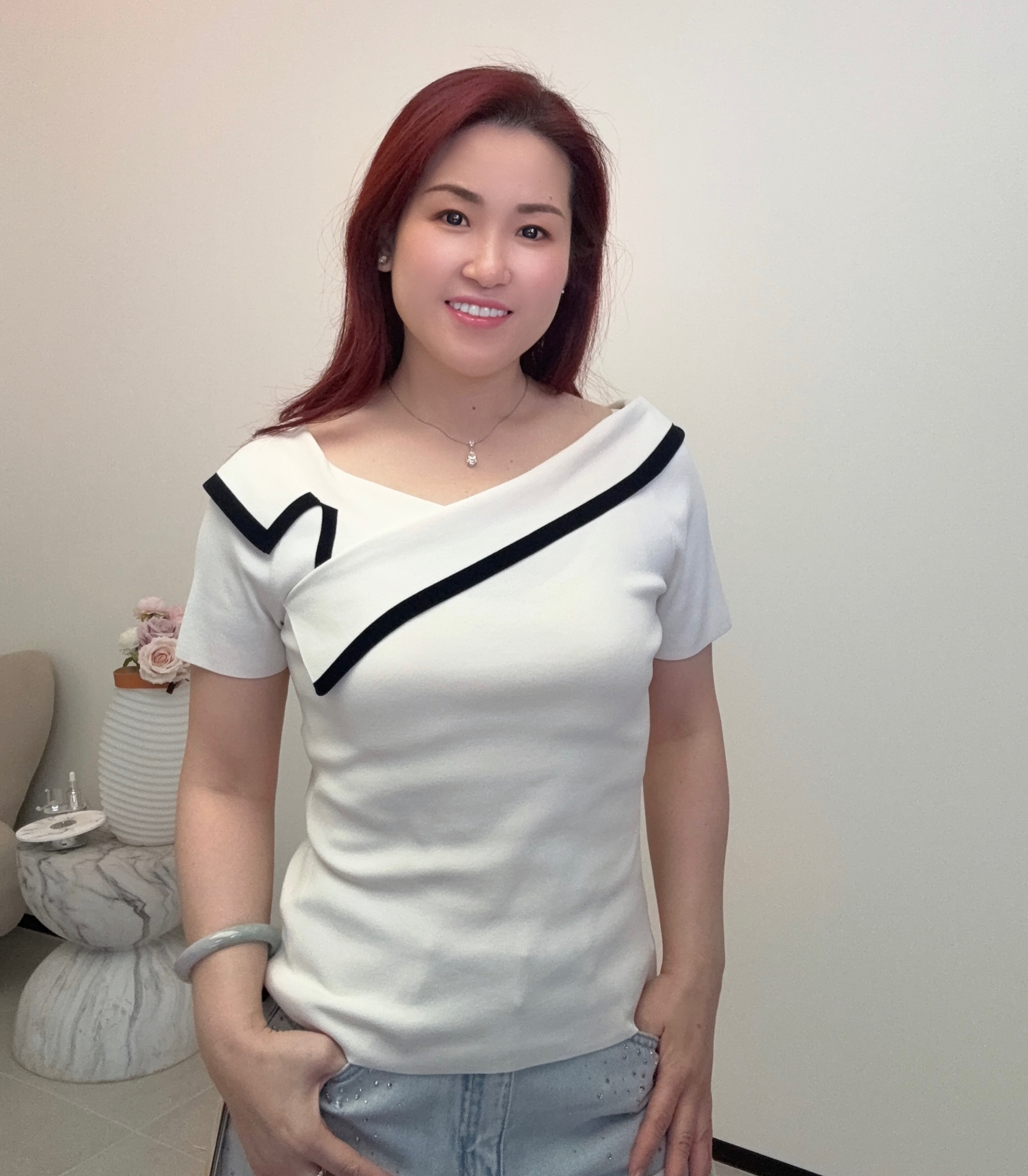 YH029 Z180 針織短上衣 奶白色