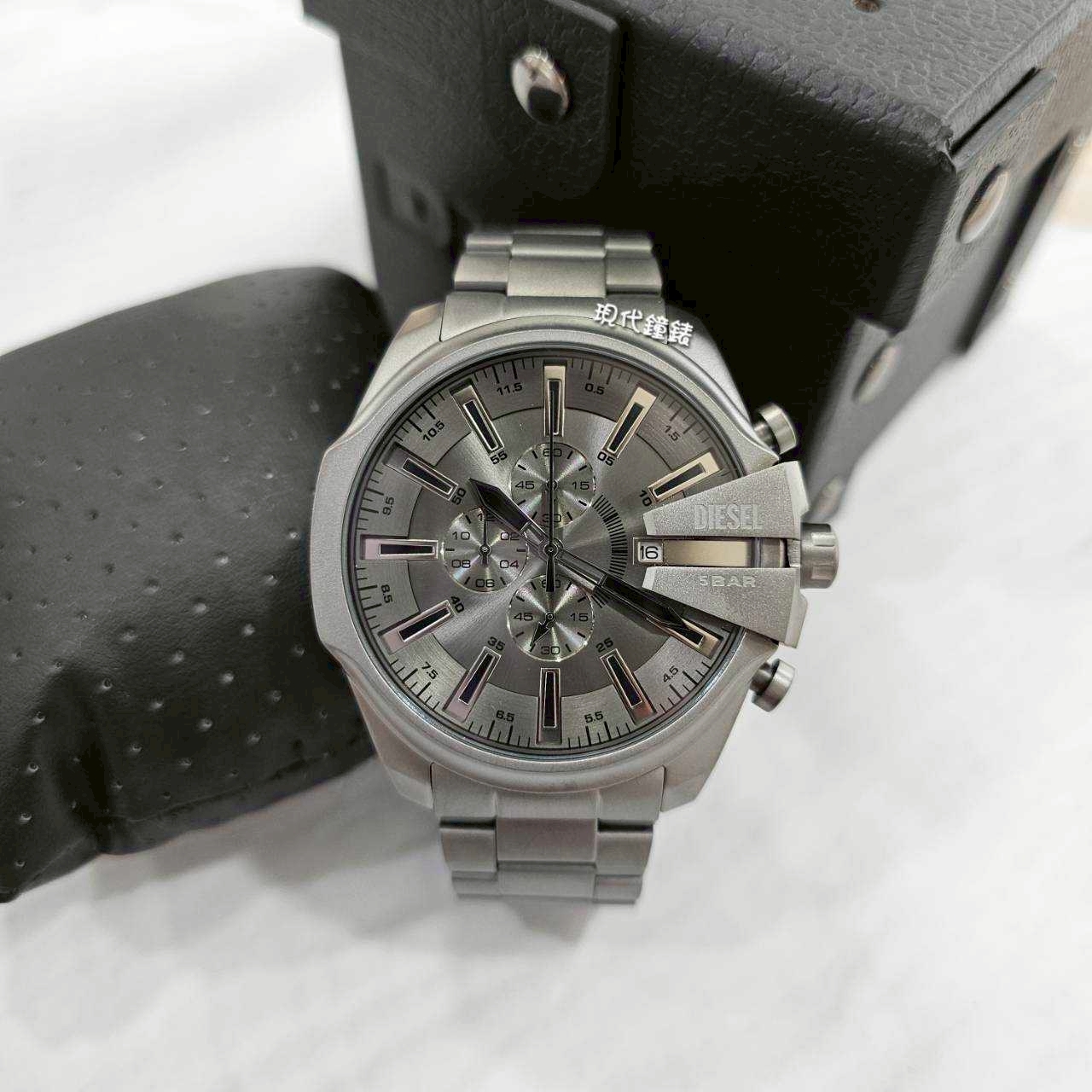 【DIESEL】大碼守時兄DZ4676 49mm 現代鐘錶