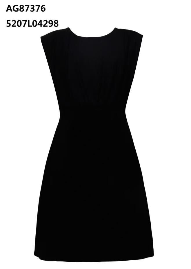 YH063 Z240 背心連衣裙 黑色