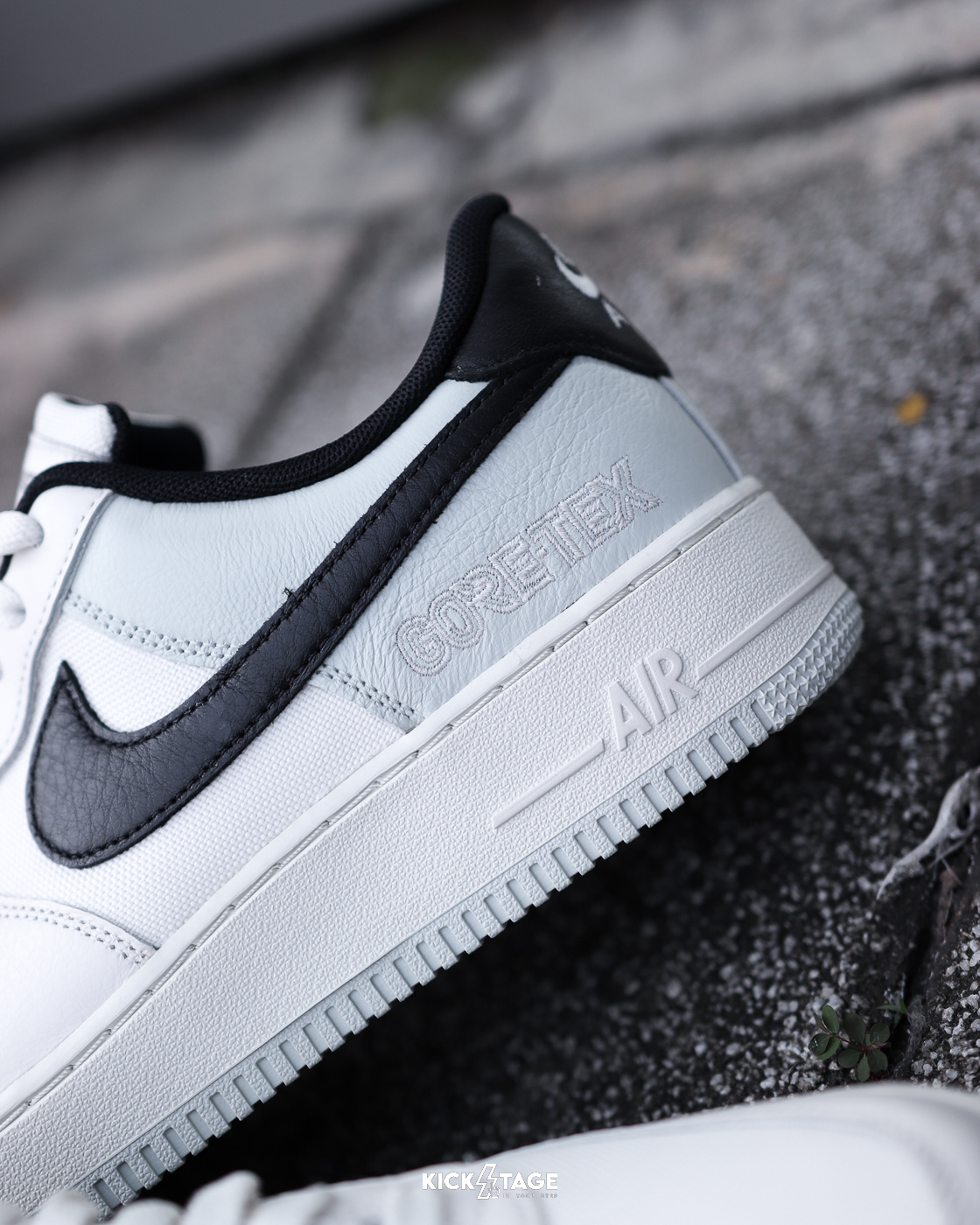 **特價不退換**NIKE AIR FORCE 1 GTX GORE-TEX 白黑 防水 扁鞋帶 皮革 低筒 休閒鞋【CK2630-004】AF1 WAF1 25SALE