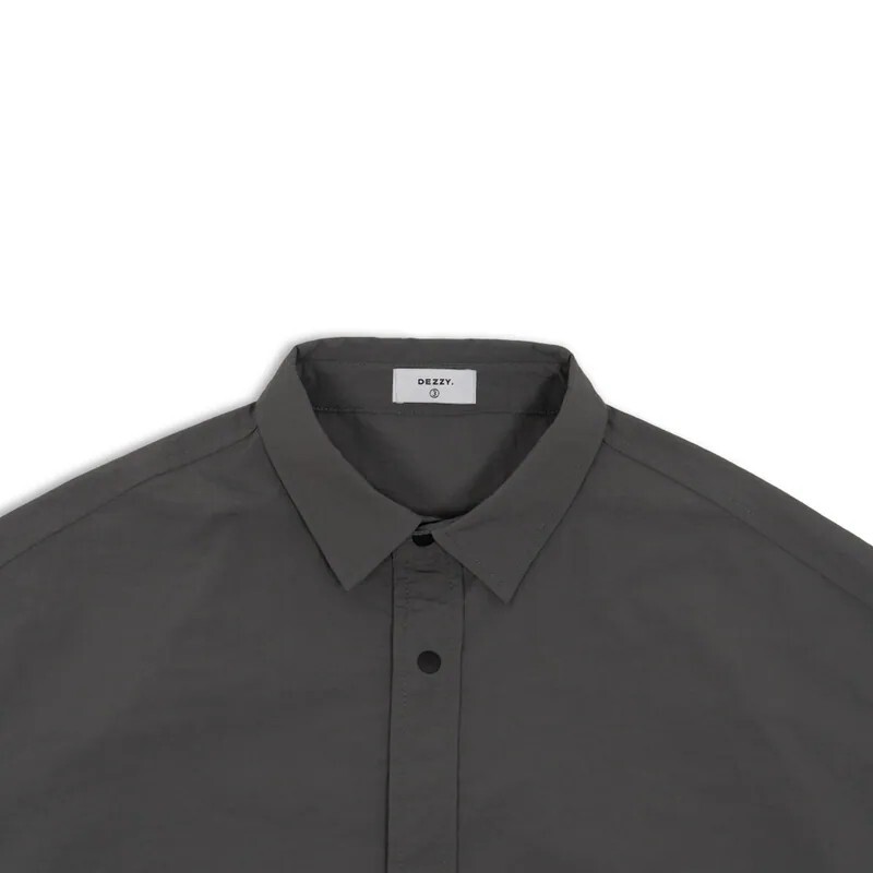 Dezzy.® 皺紋紋理尼龍襯衫 – Gray