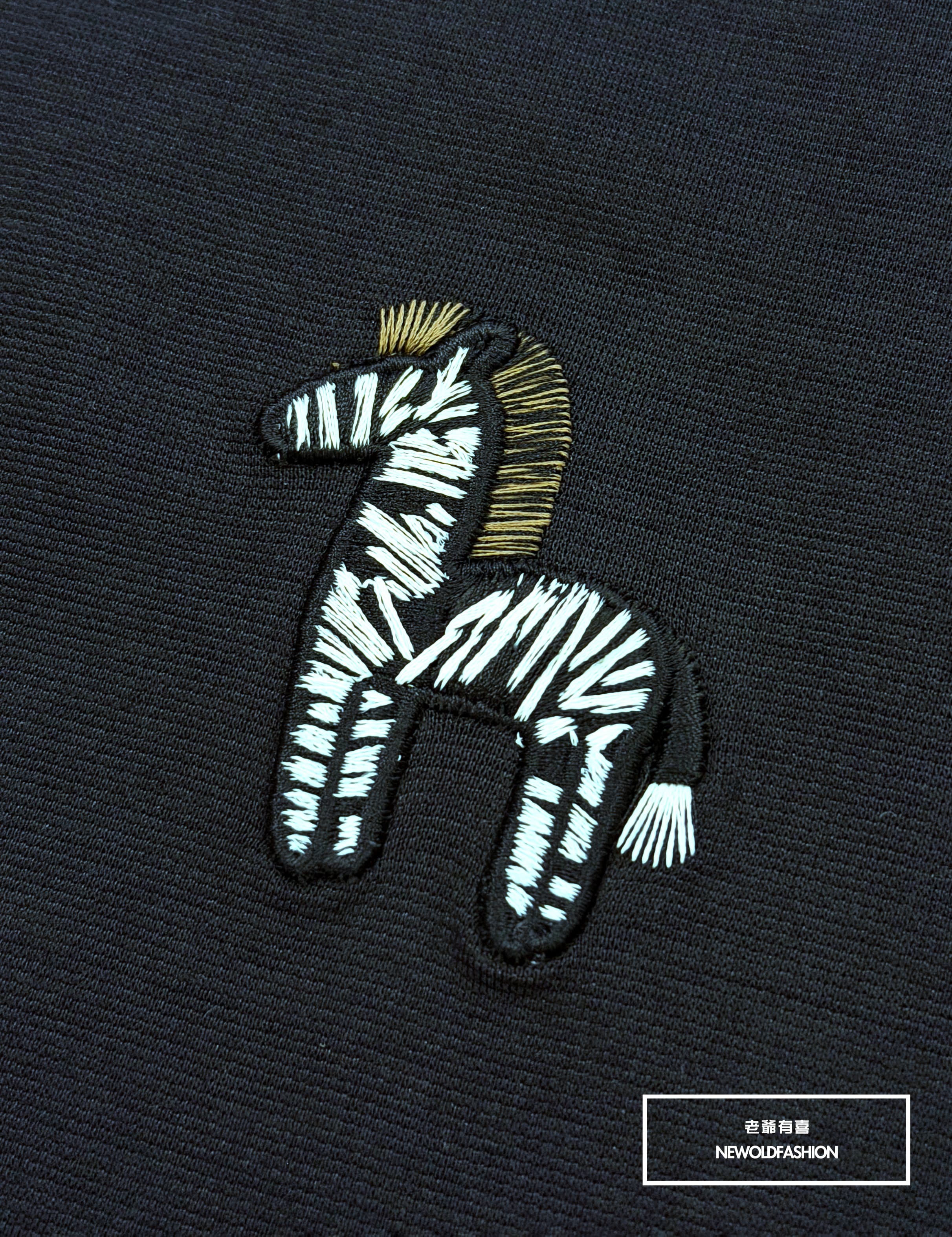 『新品上市』重磅搖滾斑馬刺繡短T(NOF2604Z8003)-黑