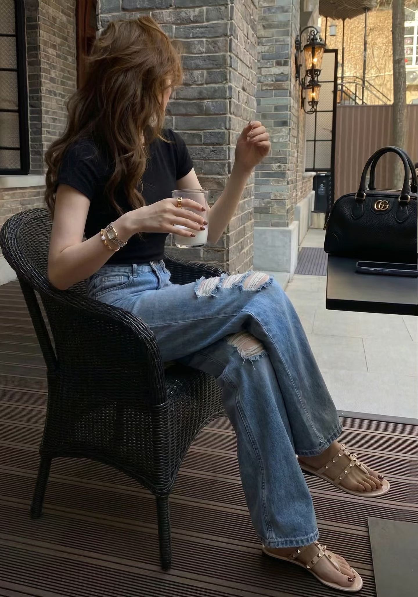 長腿微刷色割破造型直筒牛仔褲-S-XL (Elegant & Love)