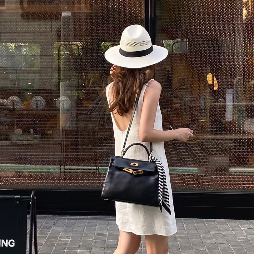 性感美背織紋感圓領亞麻短洋裝-S-L / 2色 (Elegant & Love)