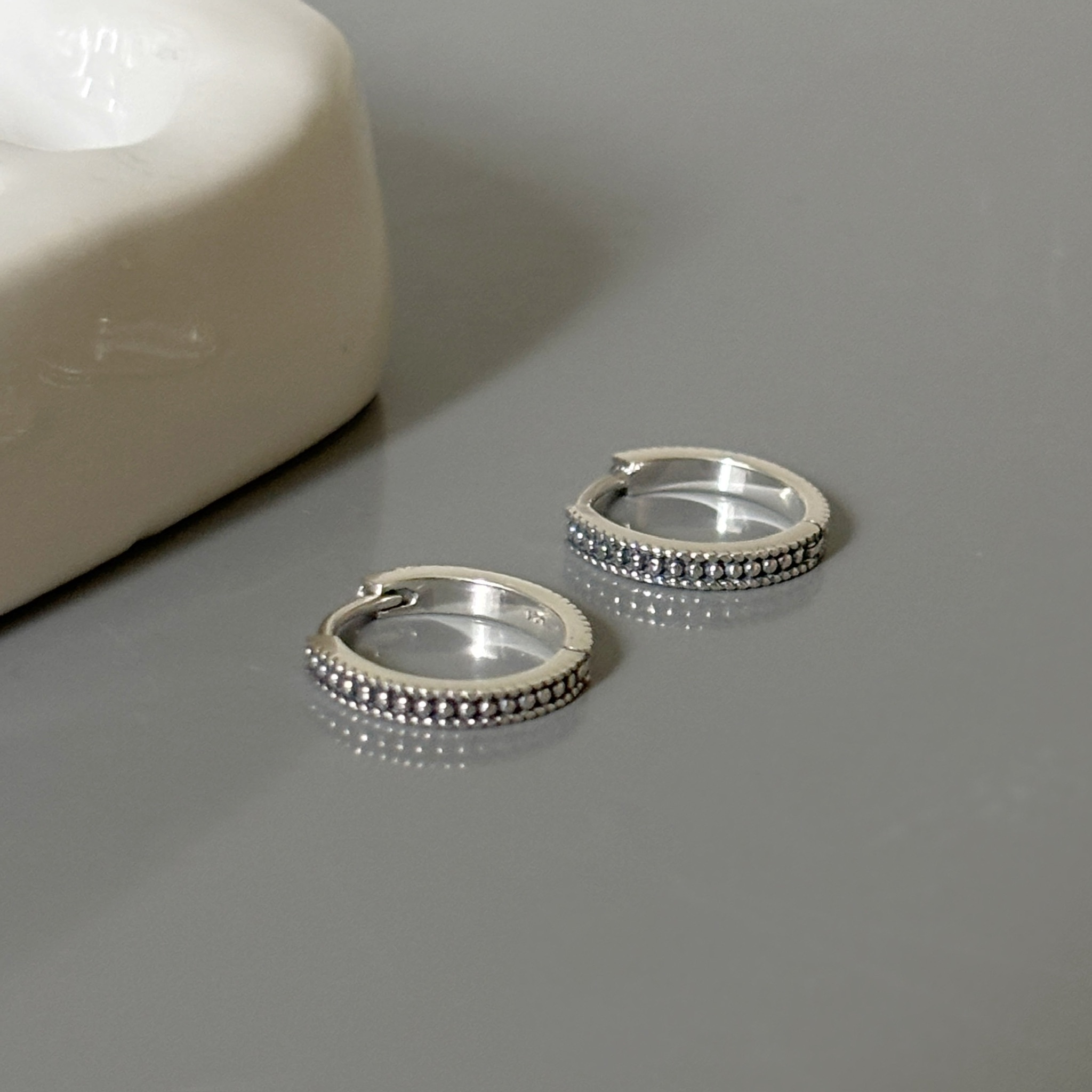 復古硫化滾珠耳圈