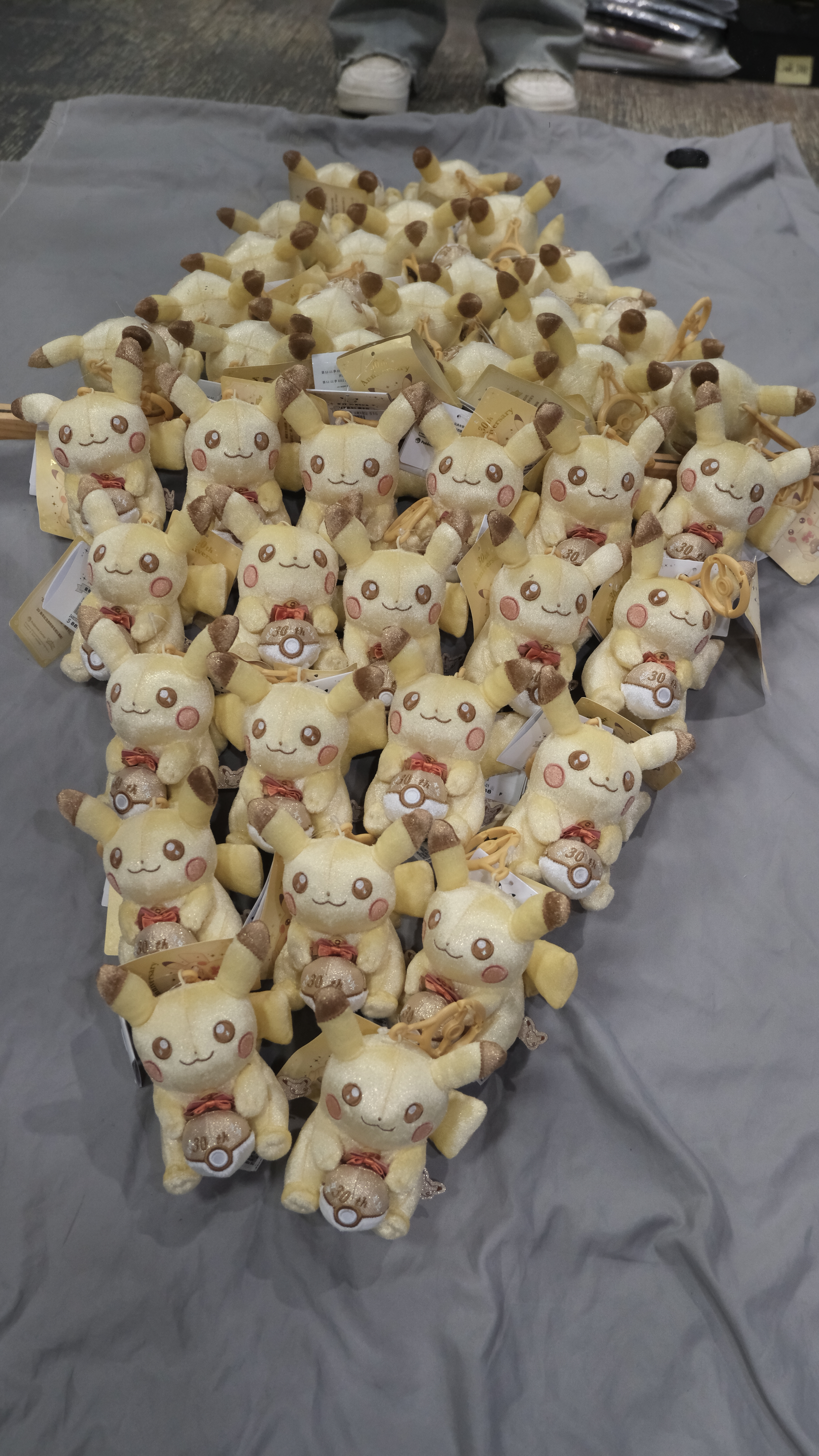 寶可夢中心 Pokemon Store 30週年 紀念 皮卡丘 鑰匙圈 吊飾