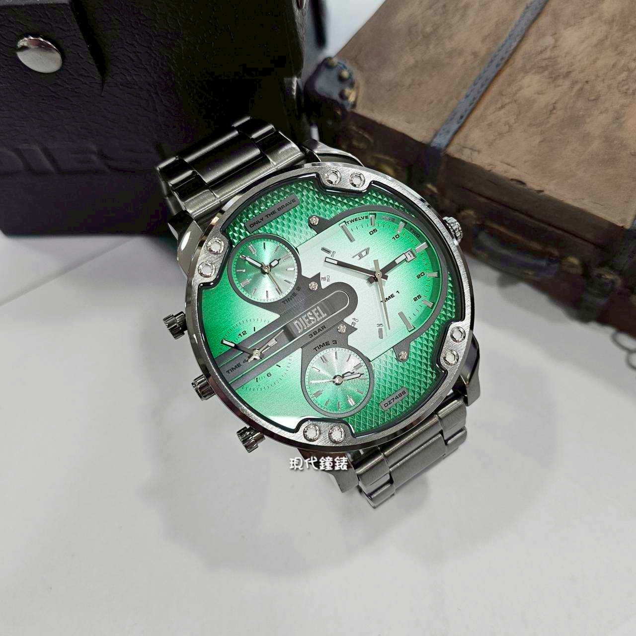 【DIESEL】勇氣Brave-Green DZ7488 54mm 現代鐘錶