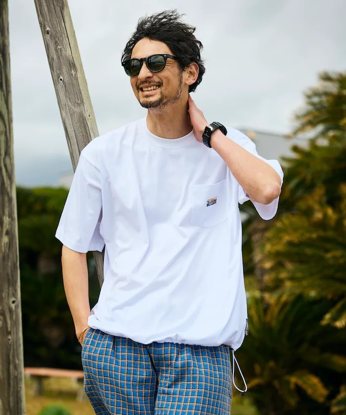 日本 Freak's Store Relaxed Fit Logo Pocket T-Shirt