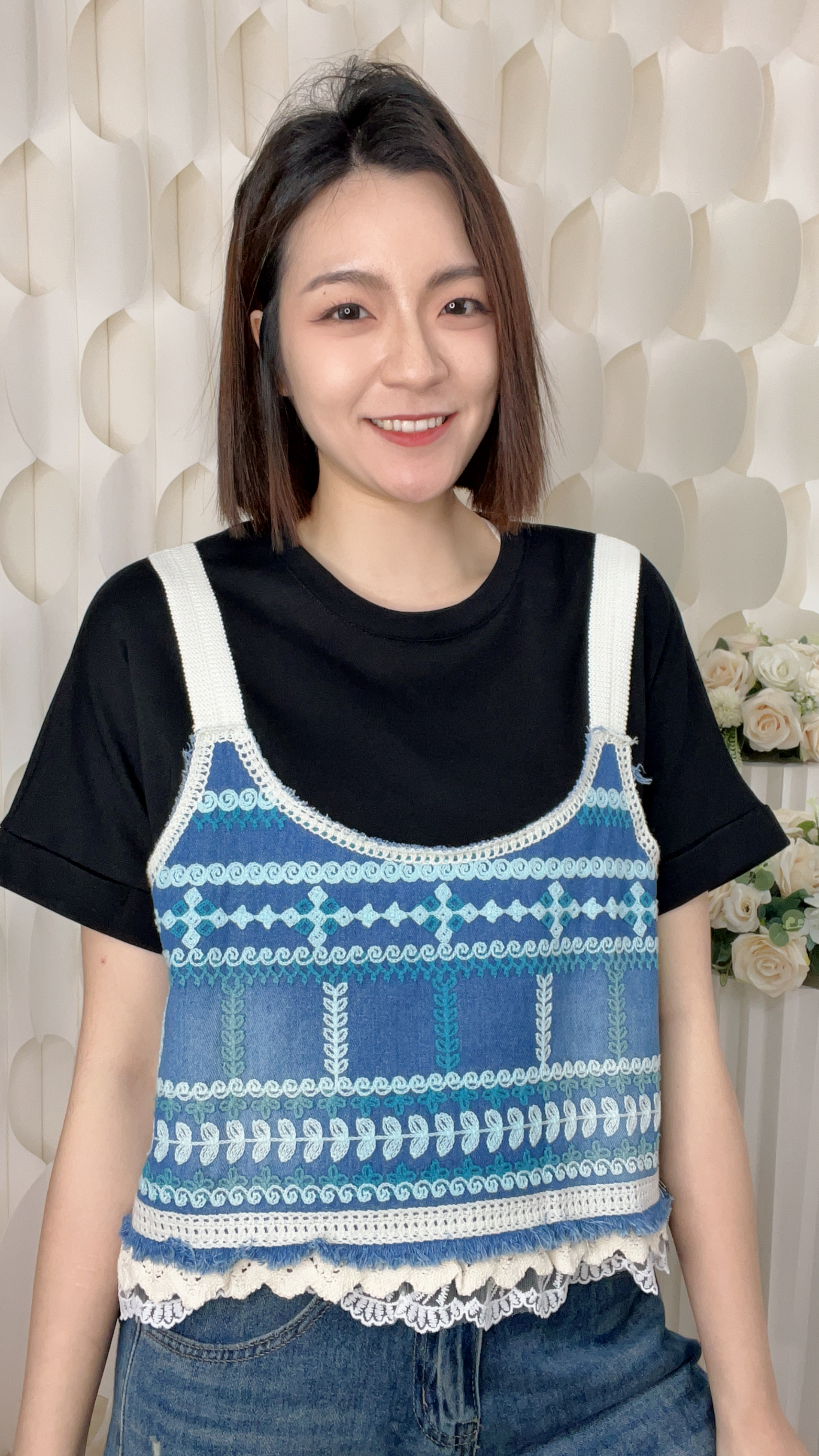 刺綉牛仔拼薄棉質假兩件上衣(胸:44 腰: 42長23吋)61246#1704clo