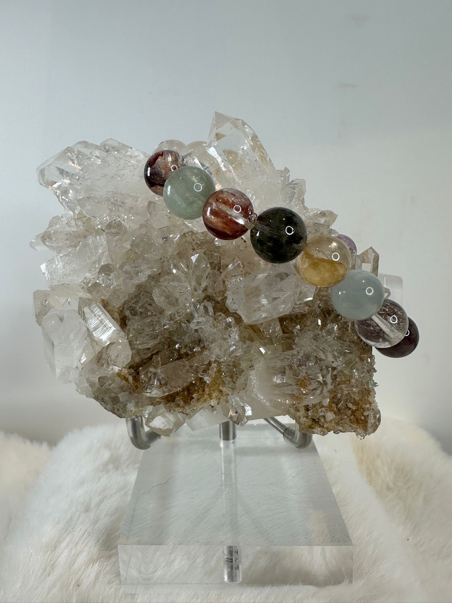 HKAG0417-009 巴基斯坦 通透帶爆彩白晶簇 (帶黃底岩) 可掛手串 (不包括圖中手串) (A9)