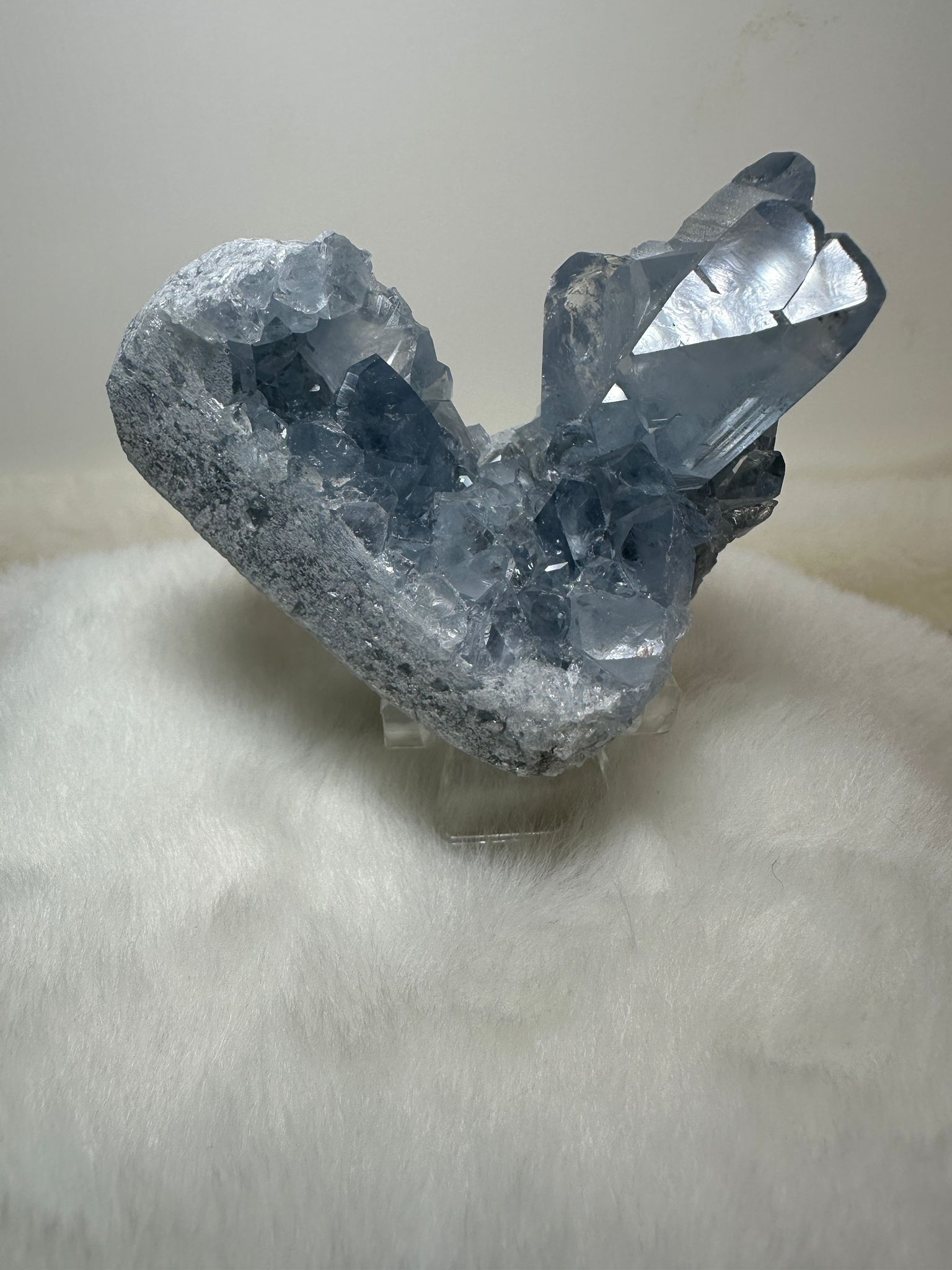 HKAG0417-054 心心 AAA馬達加斯加 原礦原皮天青石 (小) (A54)