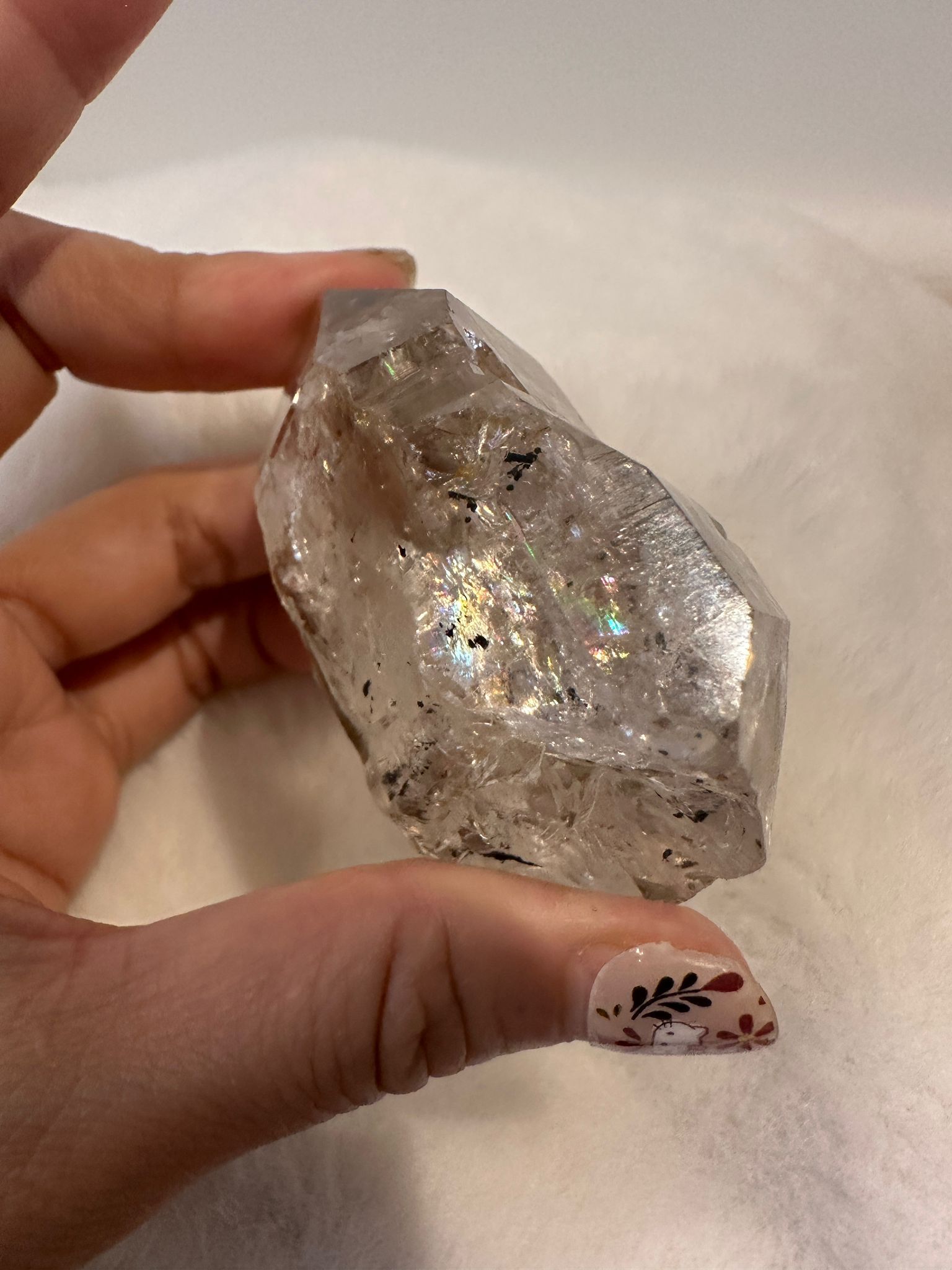 HKAG0417-080 茶晶閃靈鑽 95g (四川閃靈) 連底座 內含小量炭瀝青 帶彩虹 (A80)