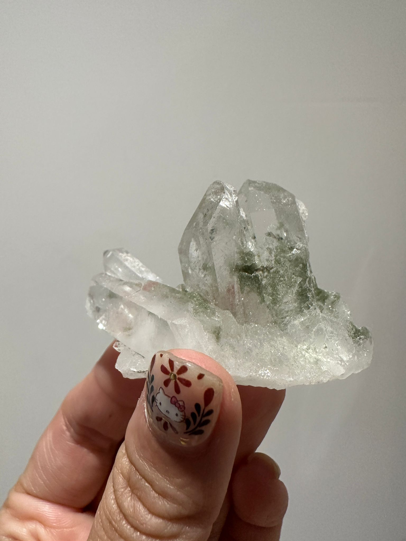 HKAG0417-085 巴基斯坦 透亮白晶簇 帶綠幽靈 砂糖 送黃色琉璃金元寶1個 (A85)