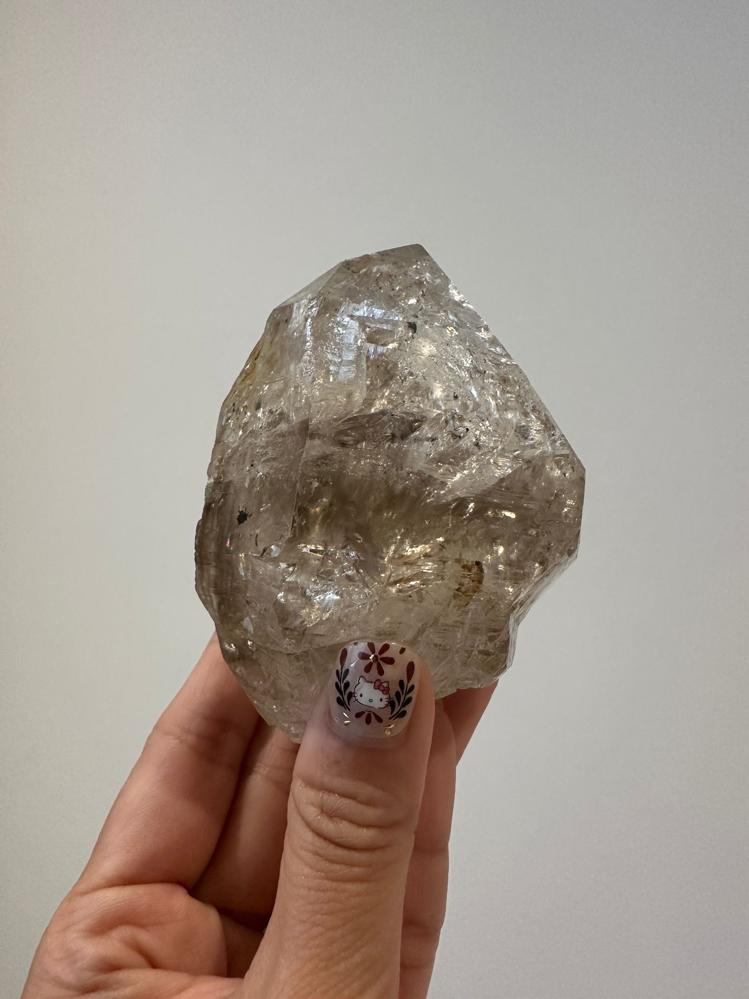 HKAG0417-082 茶晶閃靈鑽 320g (四川閃靈) 連底座 內含小量炭瀝青 爆彩虹 (A82)