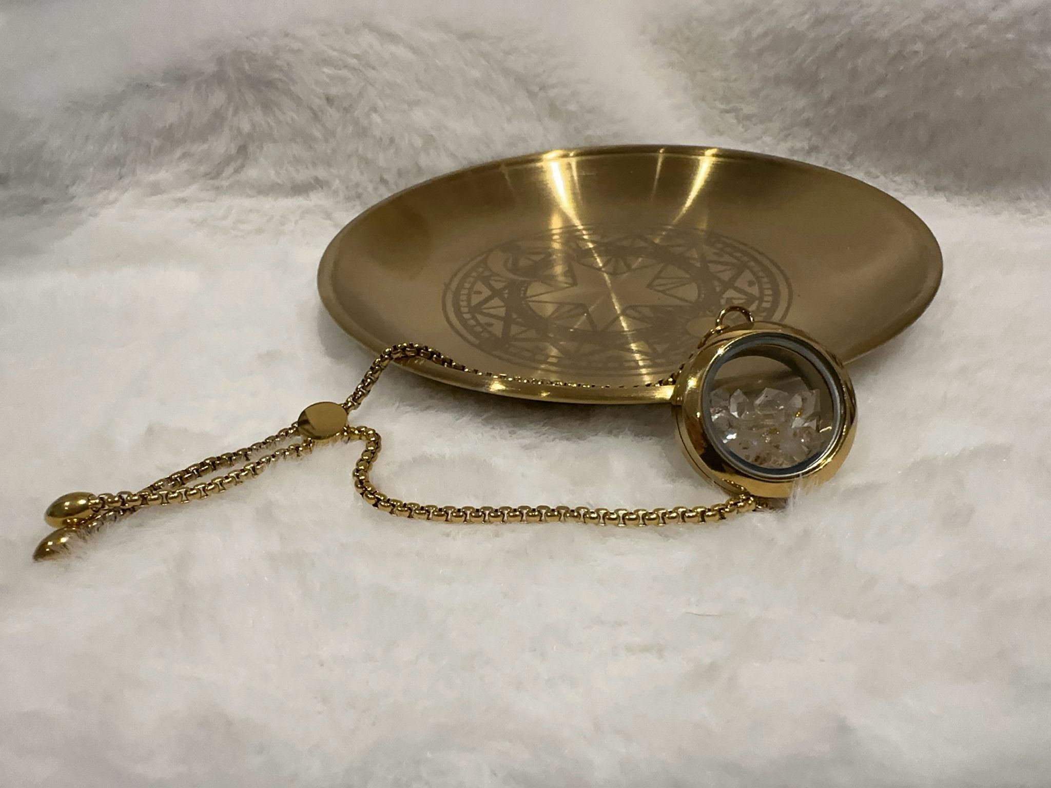 HKAG0417-106 巴基斯坦帶黃油閃靈鑽可調節手鏈 (油膽) (金色) 直徑24.8mm 厚度6.8mm (A106)