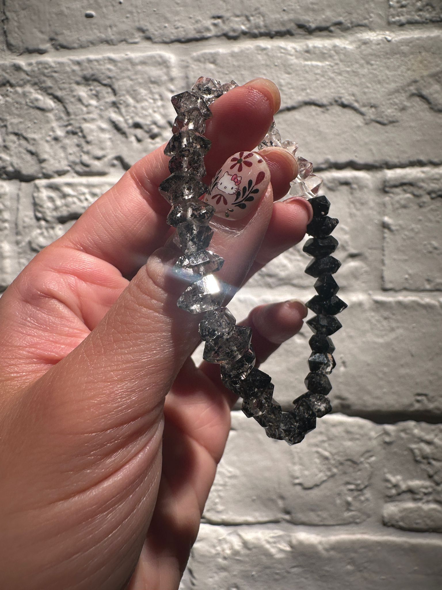 HKAG0417-124 美國雙尖閃靈鑽手鏈 (黑白漸變) (高透閃) (小) 內含物 -石墨 (A124)