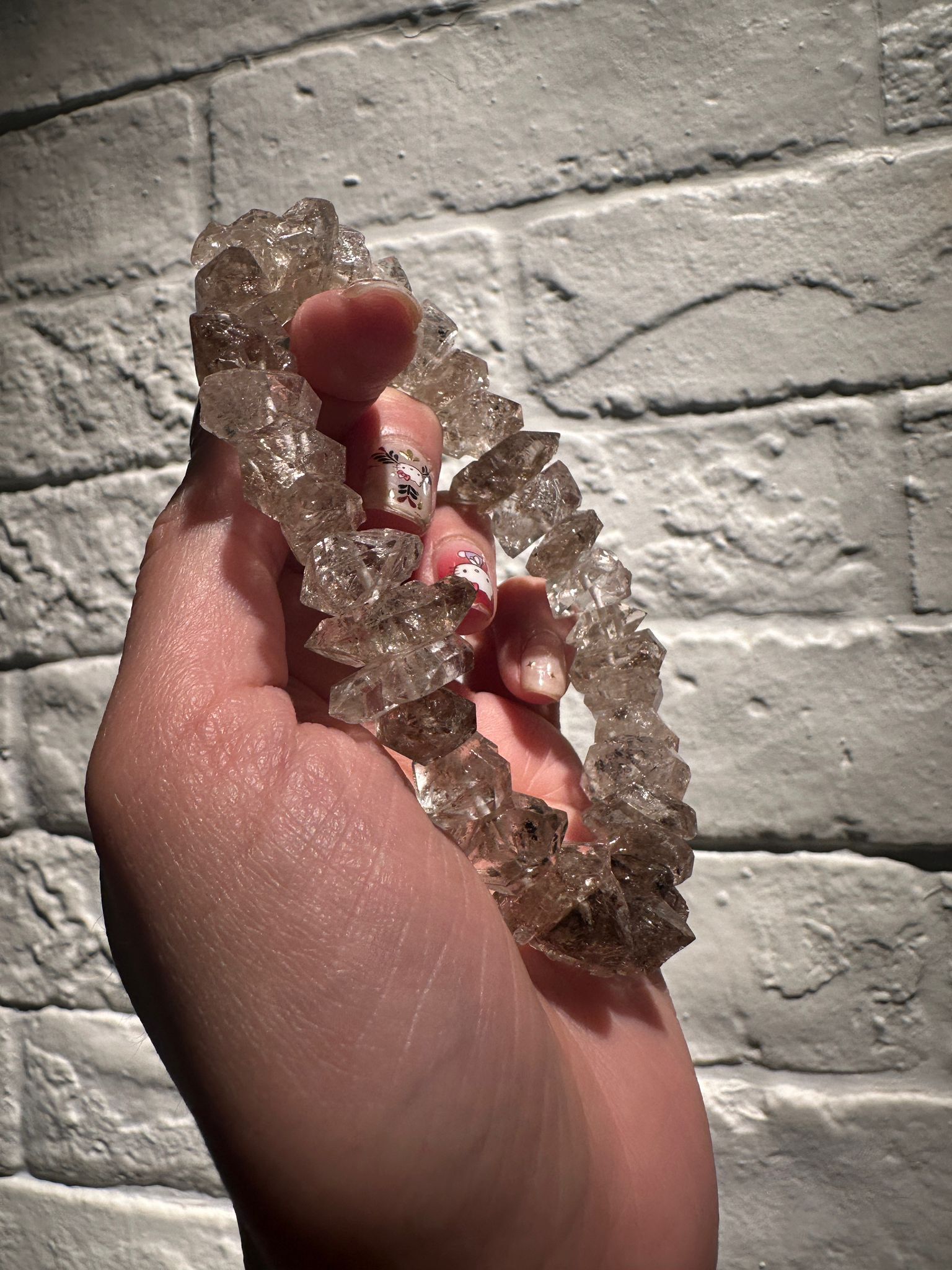 HKAG0417-125 巴基斯坦茶色帶油閃靈鑽手鏈 (高透閃) (大) 內含物 -石油 紫燈照會有螢光反應 (A125)