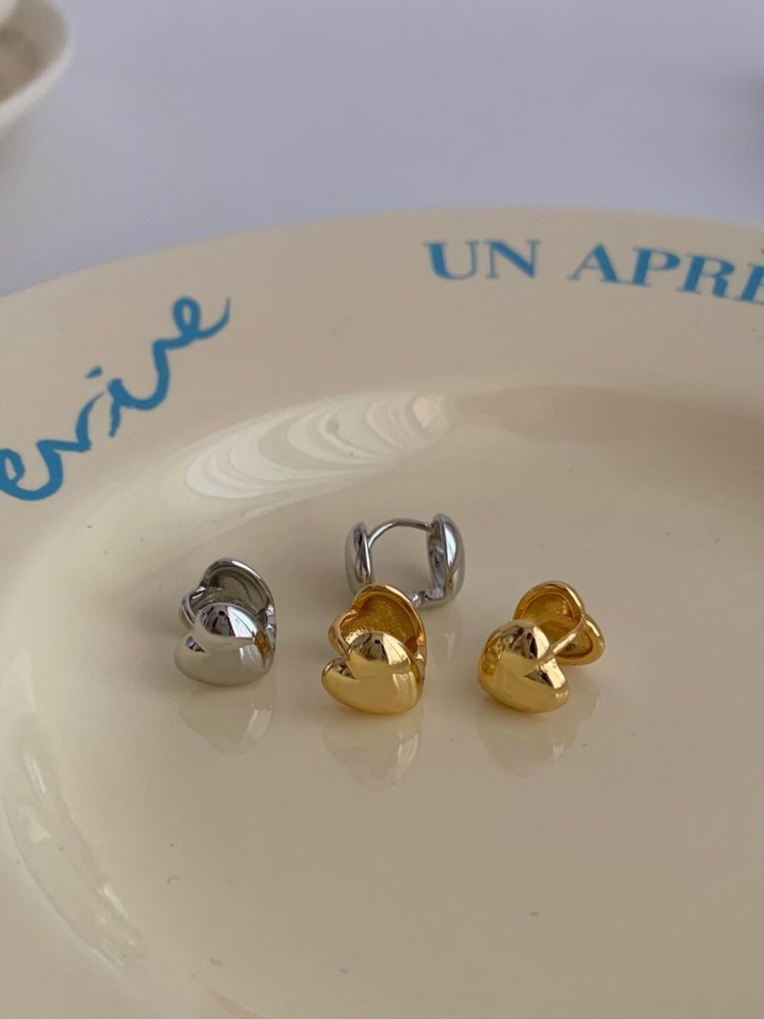 可愛立體胖胖愛心耳環 / 2色