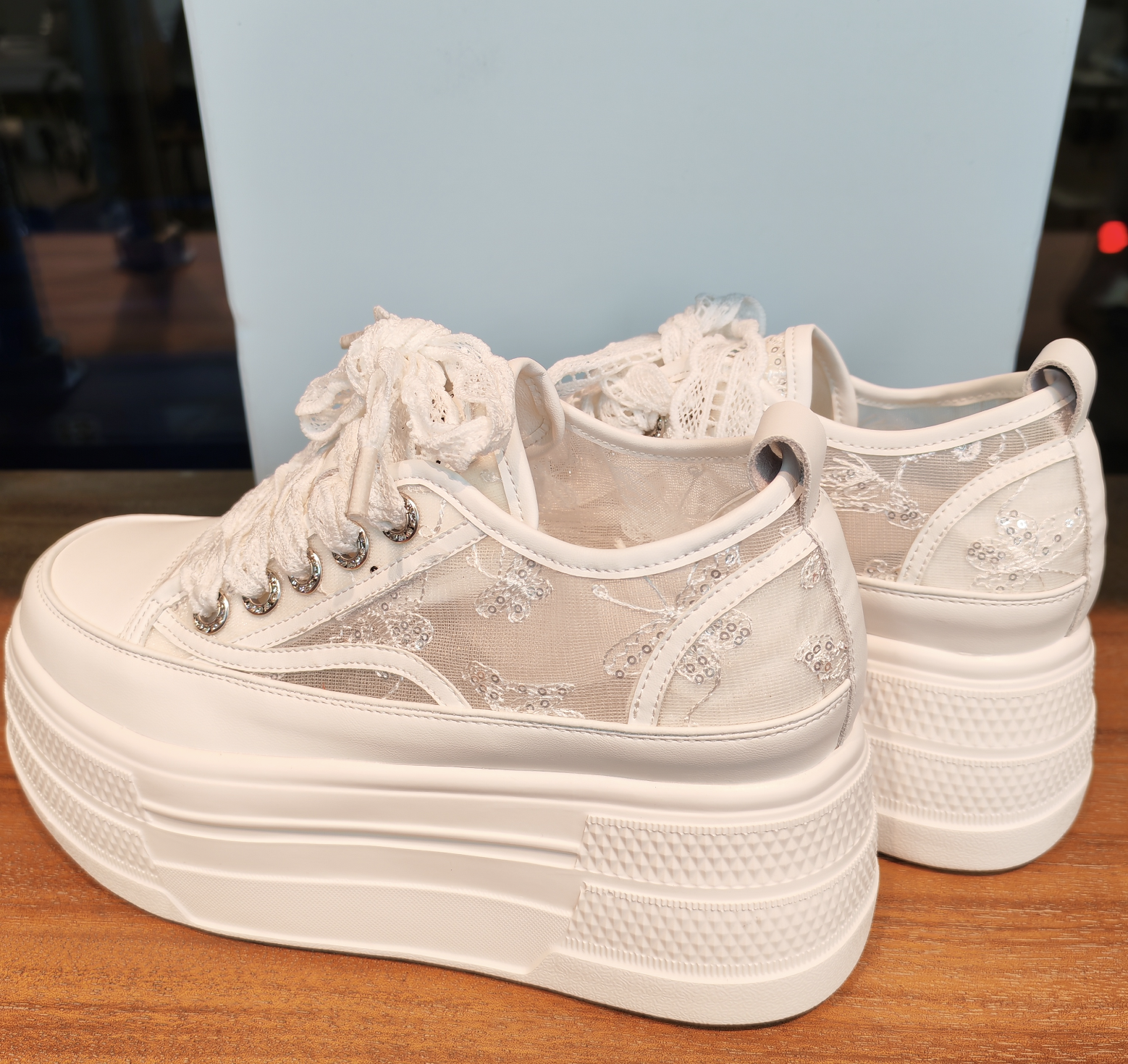 0417g88-GZday4-皮革-鞋子-高底透氣刺花小白鞋(A88)