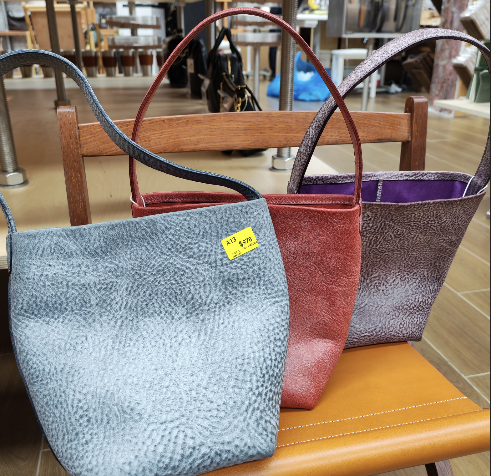 0417g13-GZday4-皮革-子種手工 小號Tr水桶包霧蠟植鞣牛皮(A13)