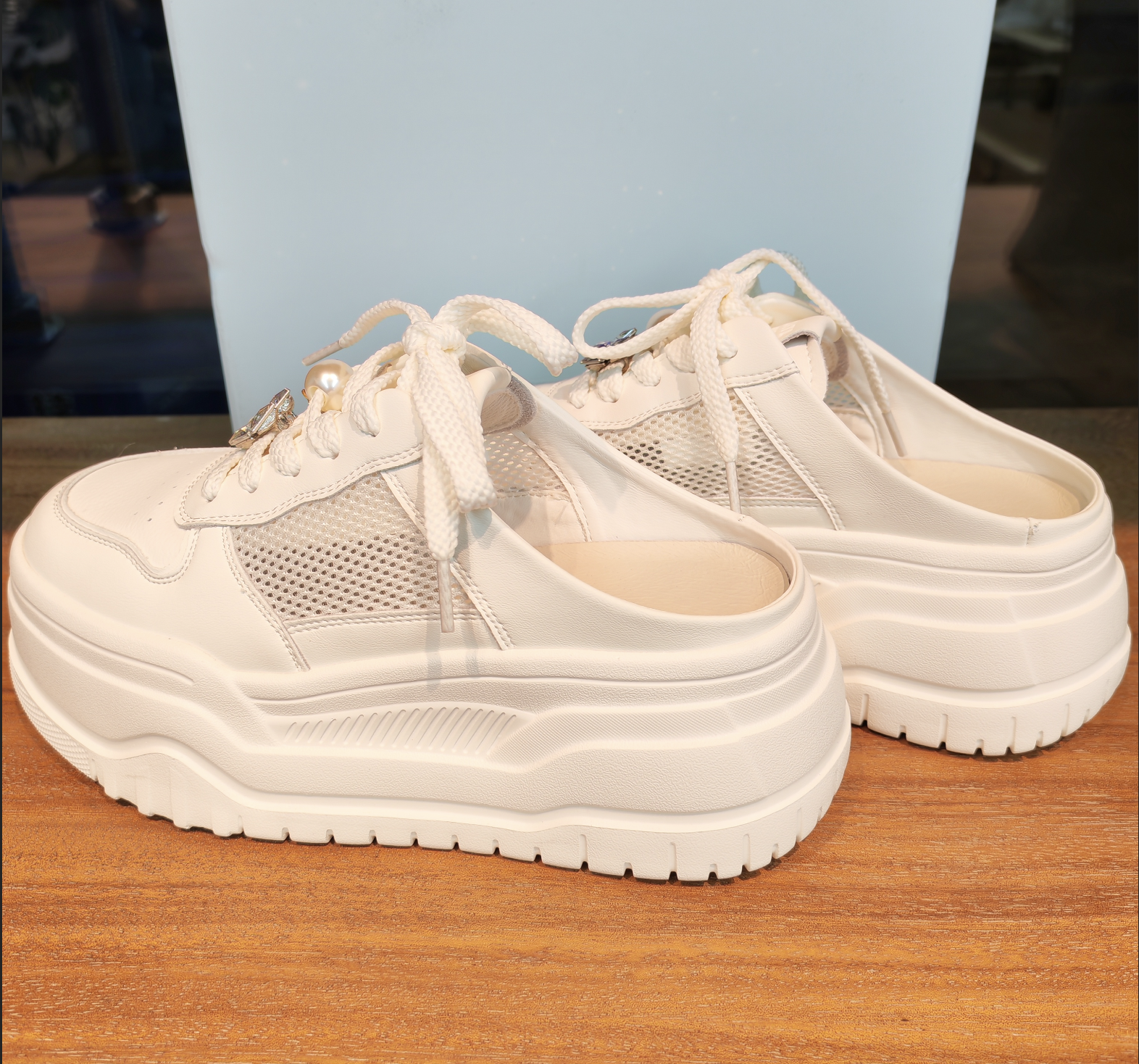 0417g90-GZday4-皮革-鞋子-高底閃格仔小白拖鞋款(A90)