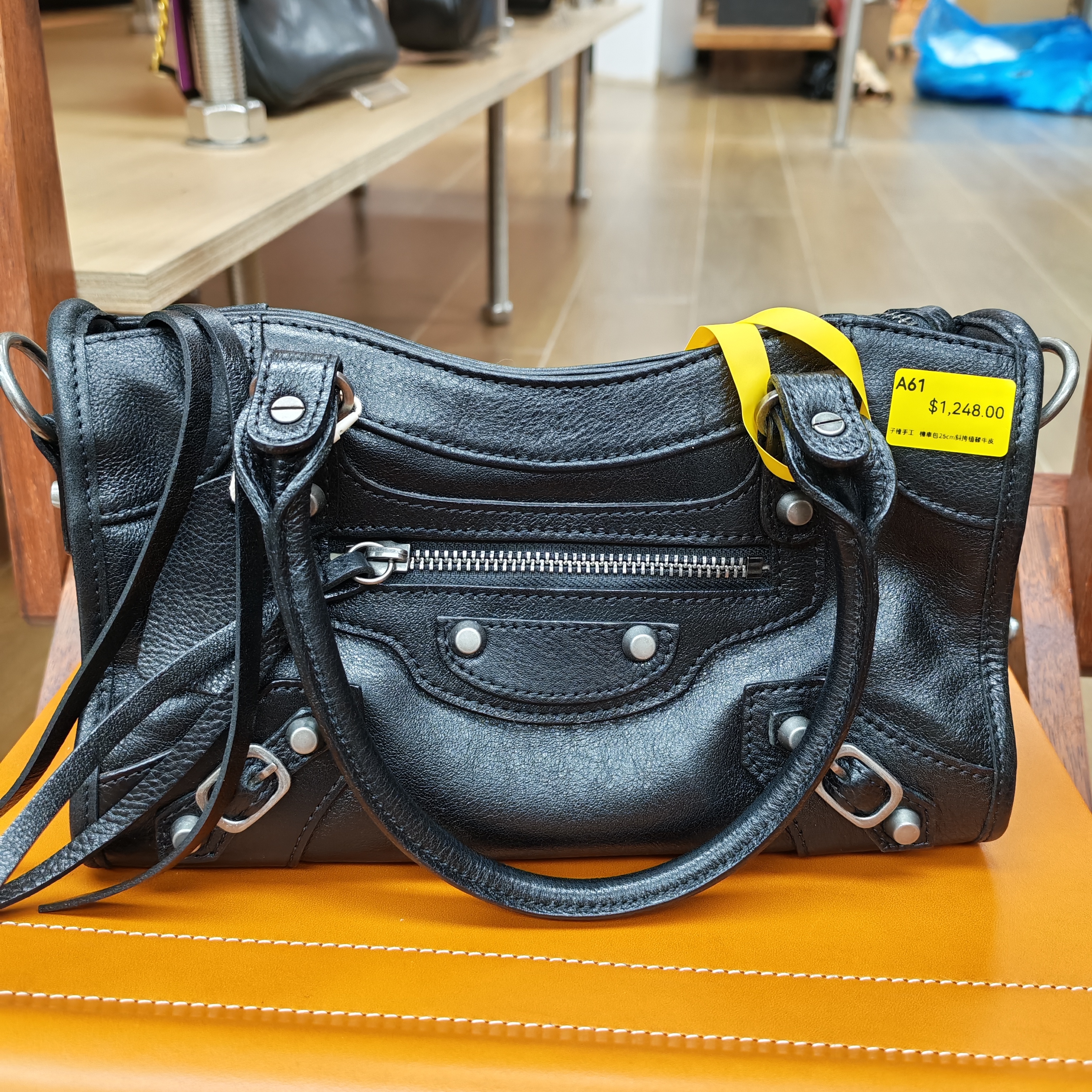 0417g61-GZday11-皮革-子種手工 機車包25cm斜挎植鞣牛皮(A61)