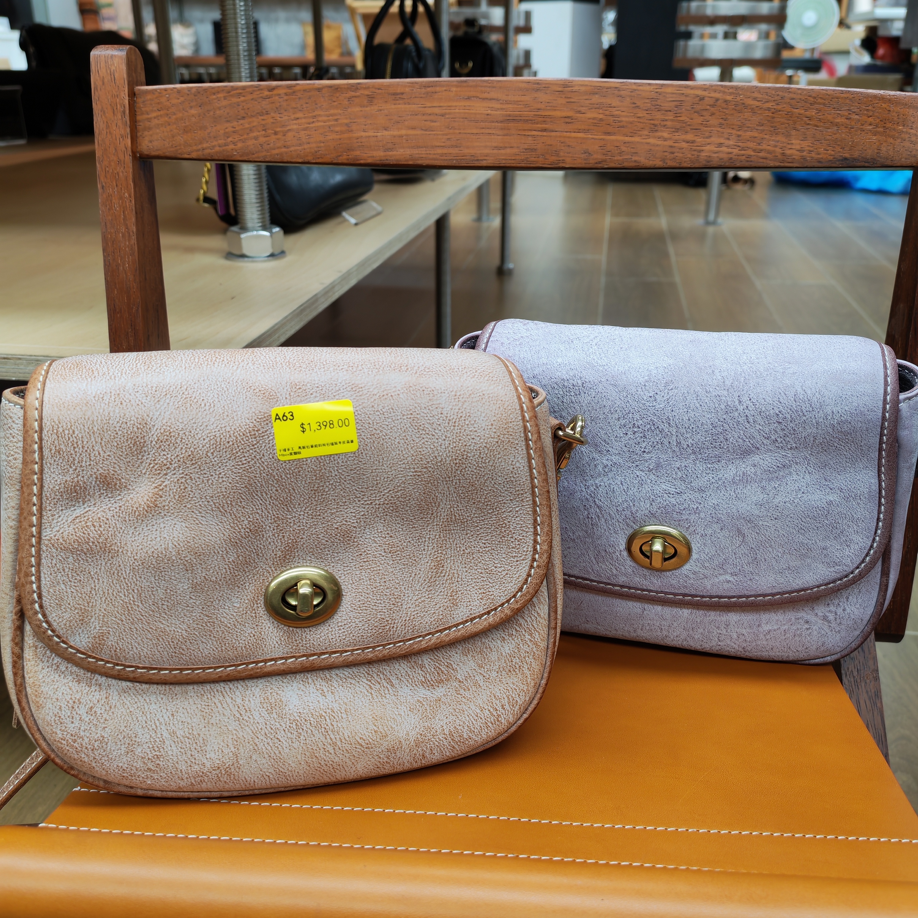 0417g63-GZday13-皮革-子種手工 馬鞍包單肩斜挎包植鞣牛皮霧蠟Mbox皮銅鎖(A63)