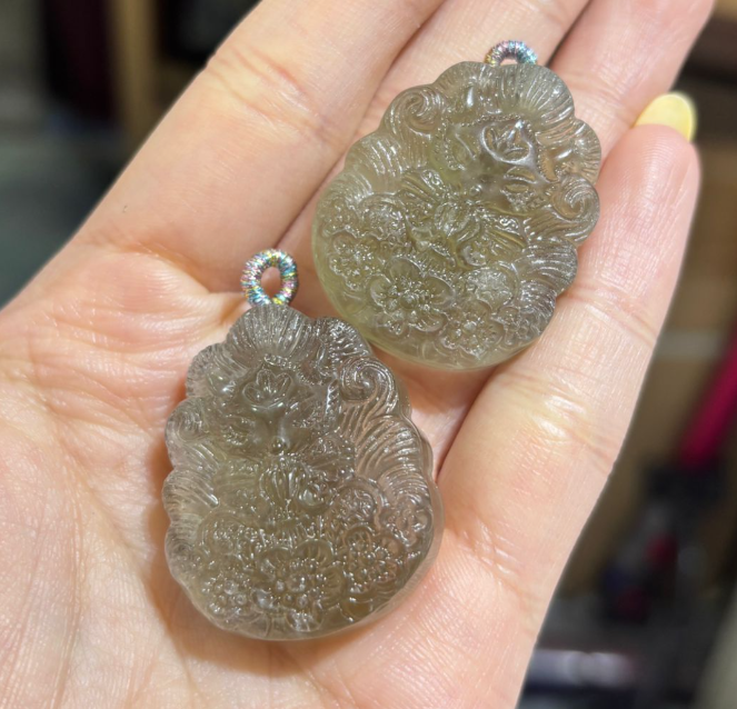 260417 - A3 綠水晶狐仙雕刻吊墜1粒