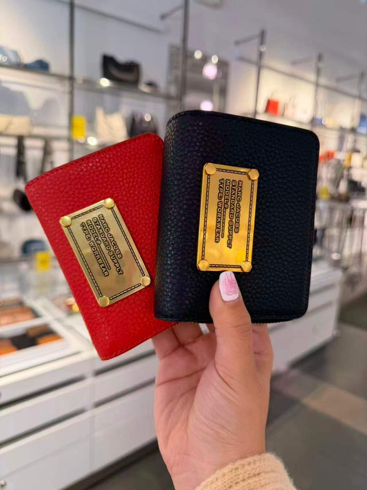 【預購】Marc Jacobs Bifold H041785 短款銀包