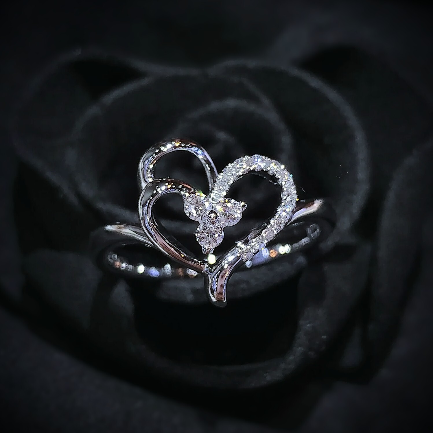 全新18K白金12份鑽石戒指