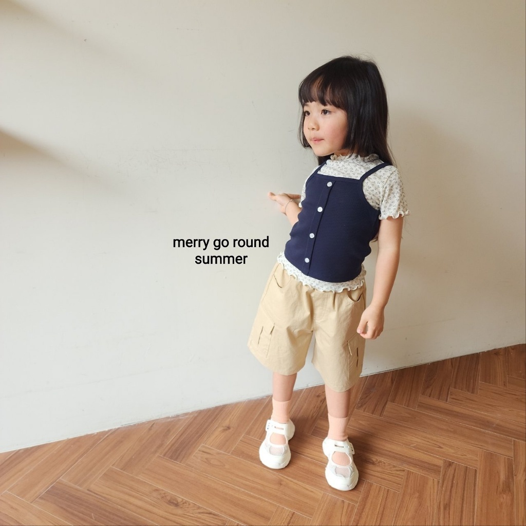 正韓夏Merry-go-round 卡其色小標五分褲