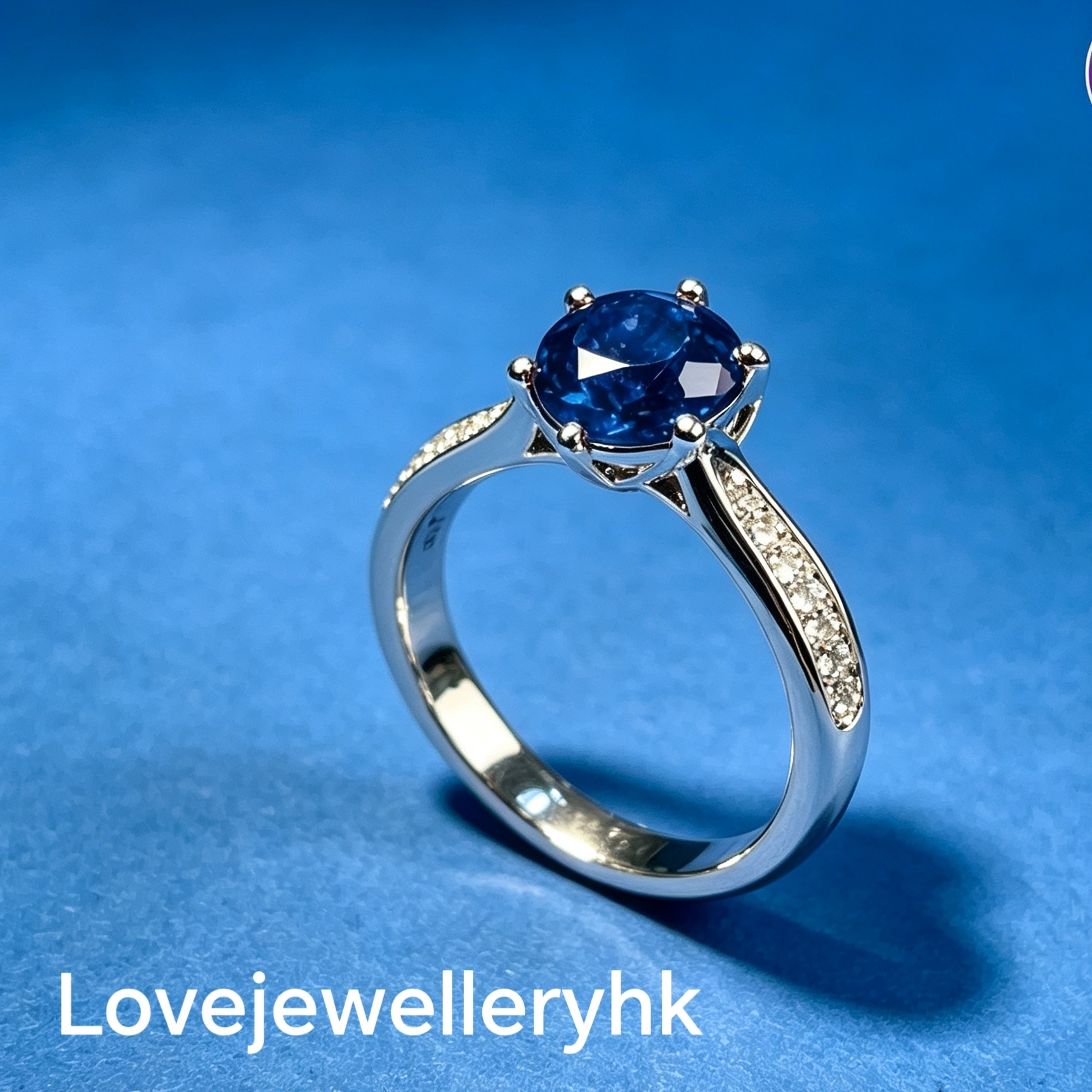 一卡培育紅/藍寶石戒指 R1C001G